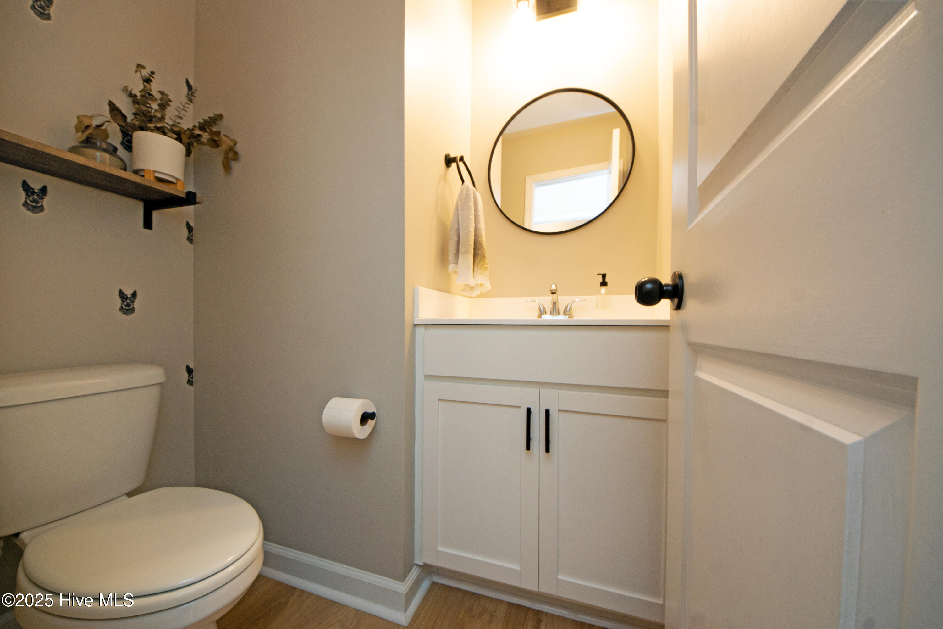 100539129 | Photo 31