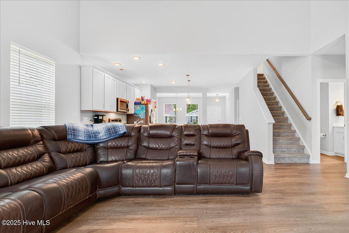 100516826 | Photo 14