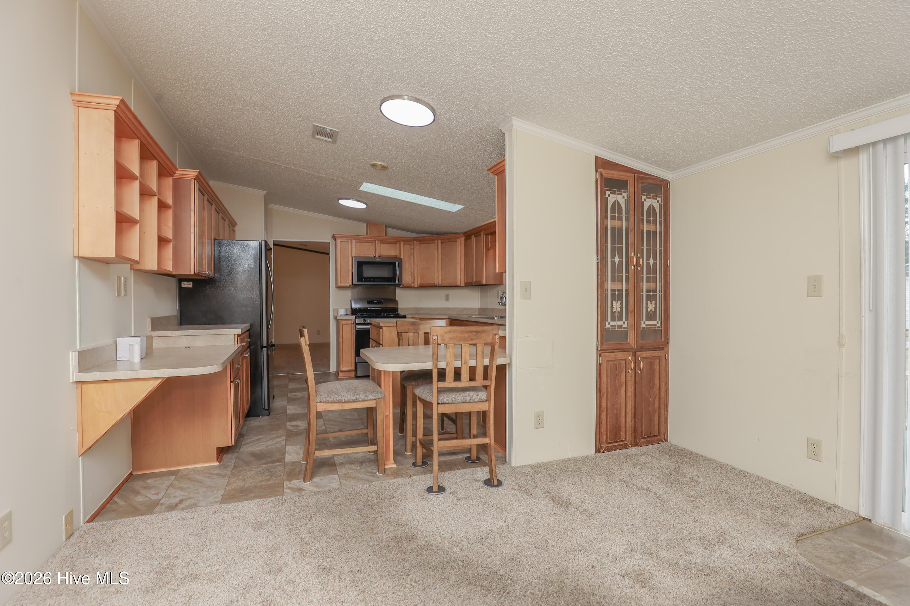 100548874 | Photo 19