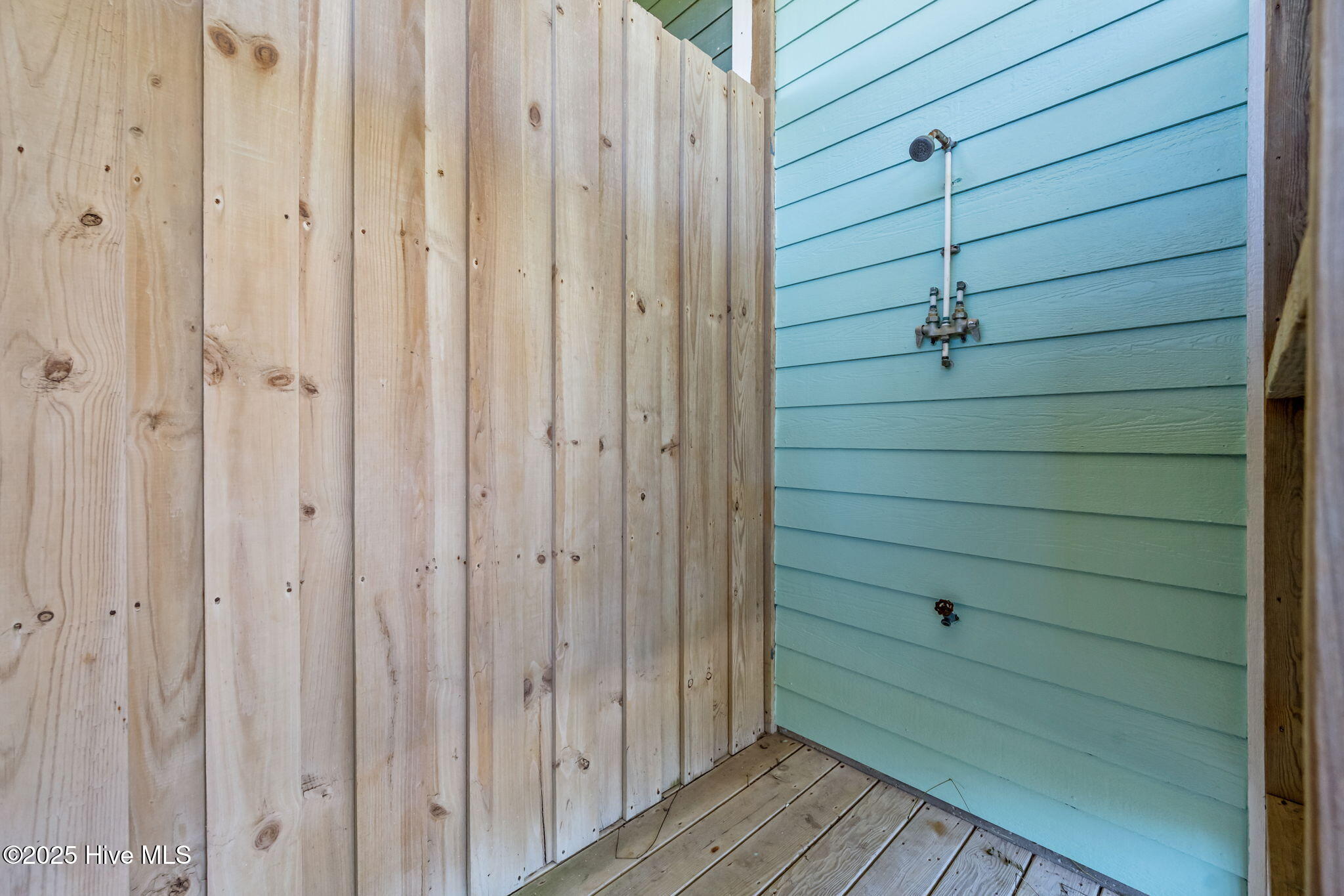 100538921 | Photo 23