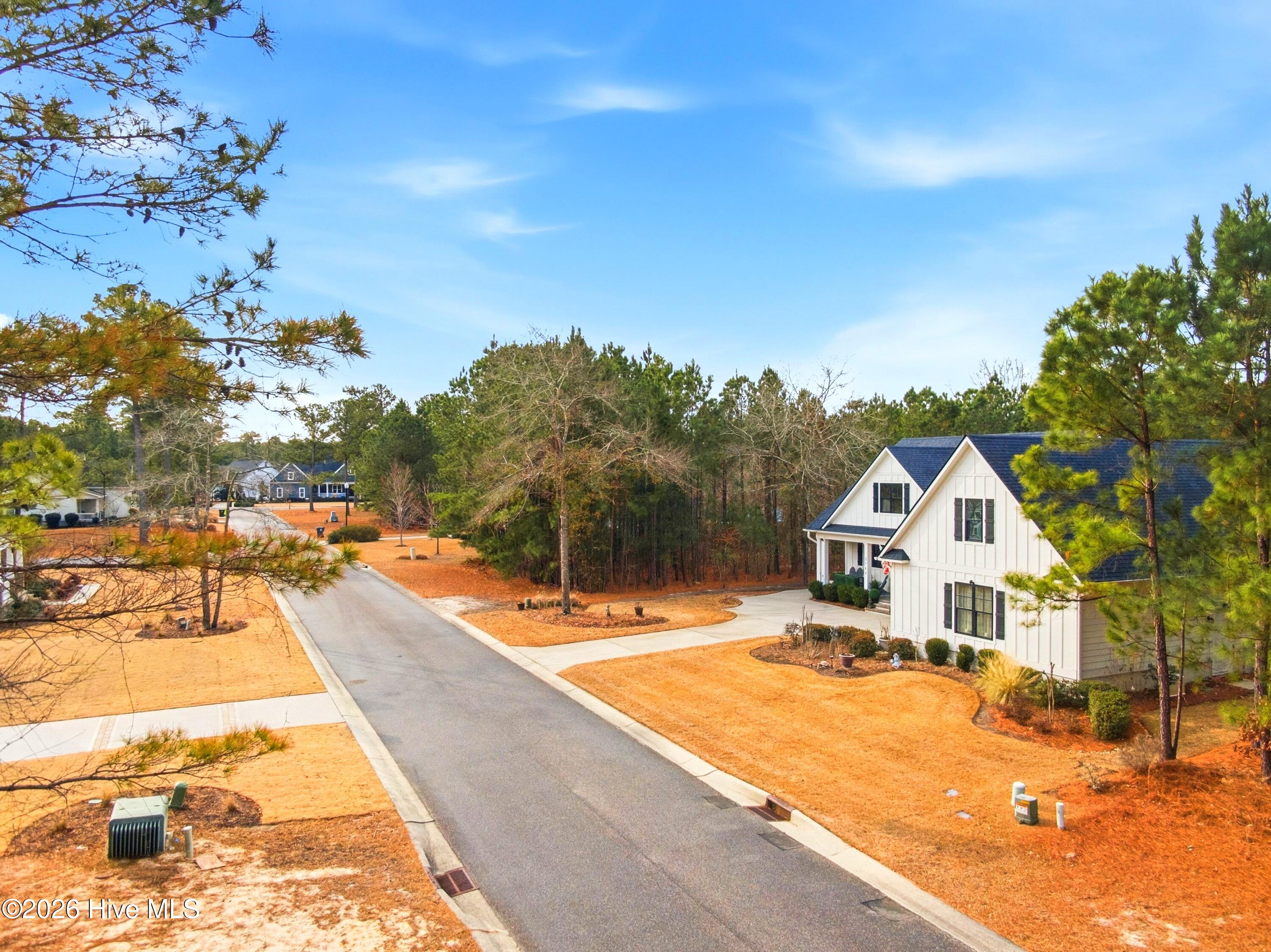 100551490 | Photo 25