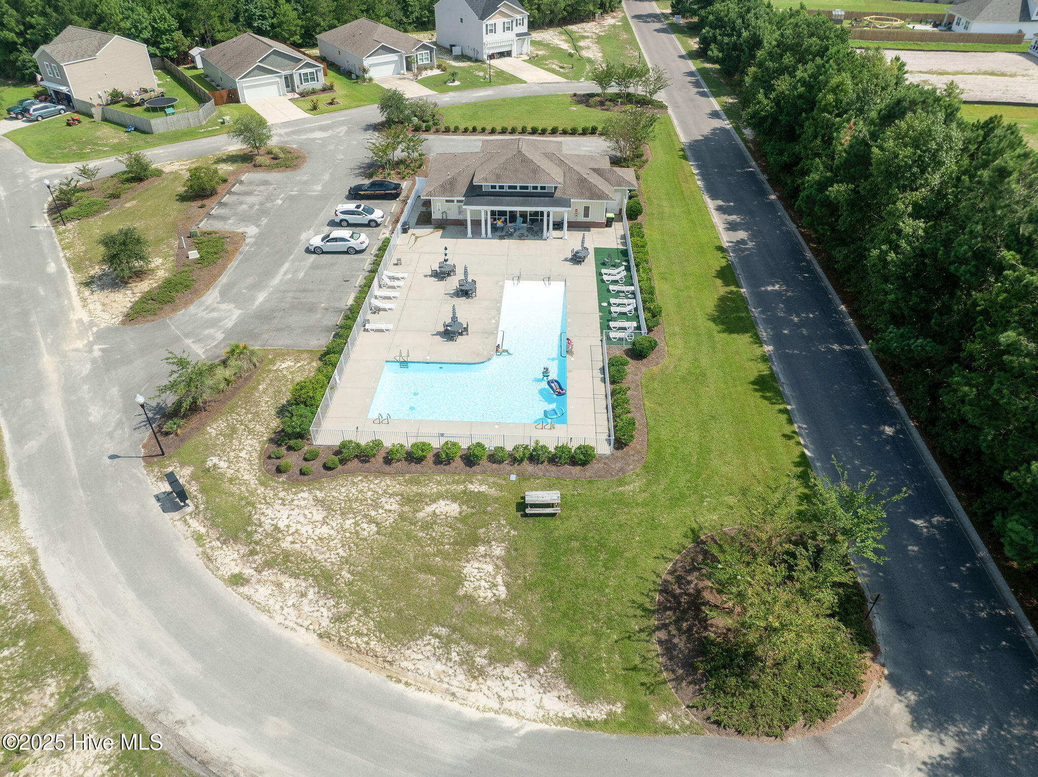 100539651 | Photo 61