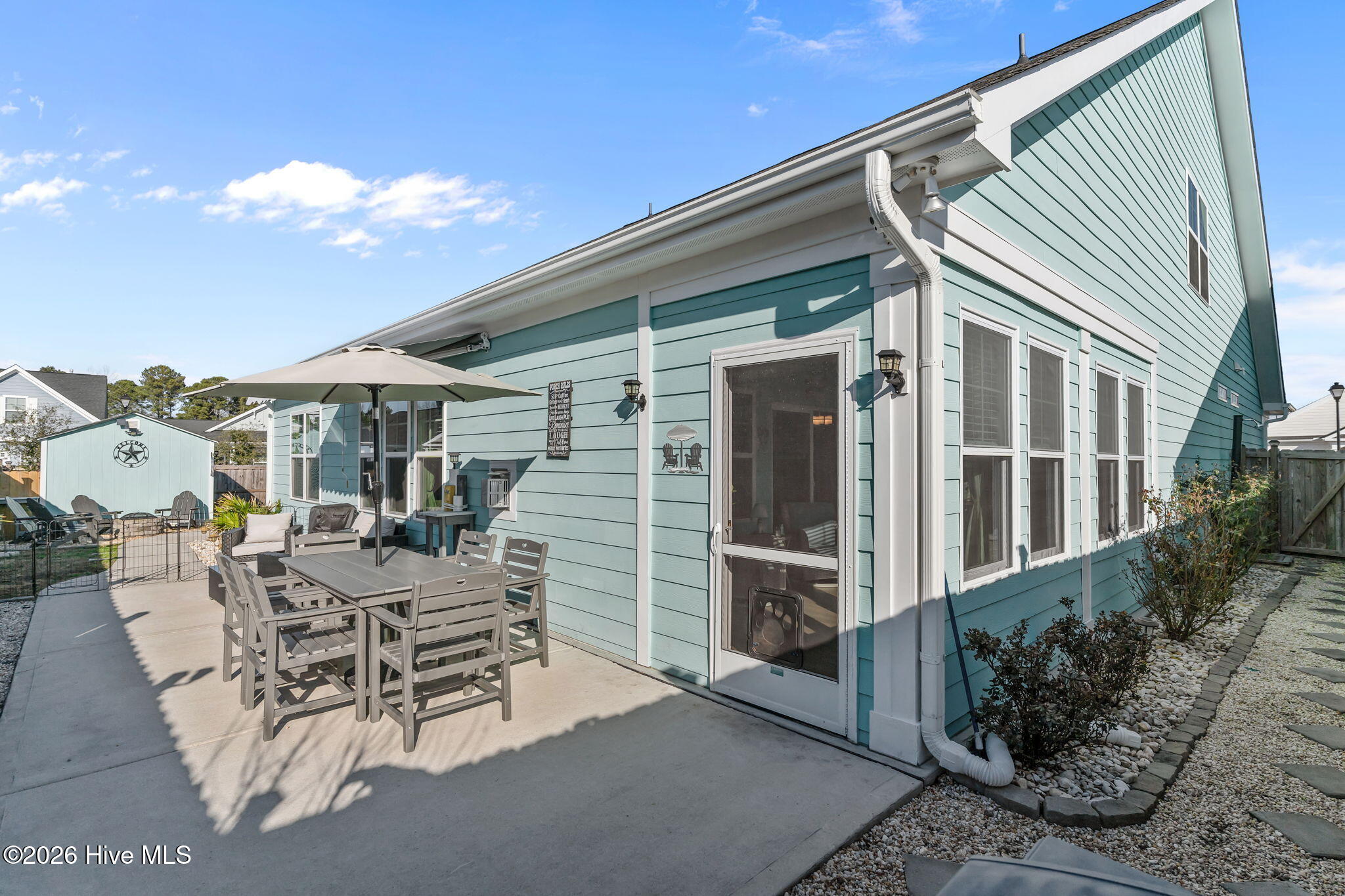 100550760 | Photo 40