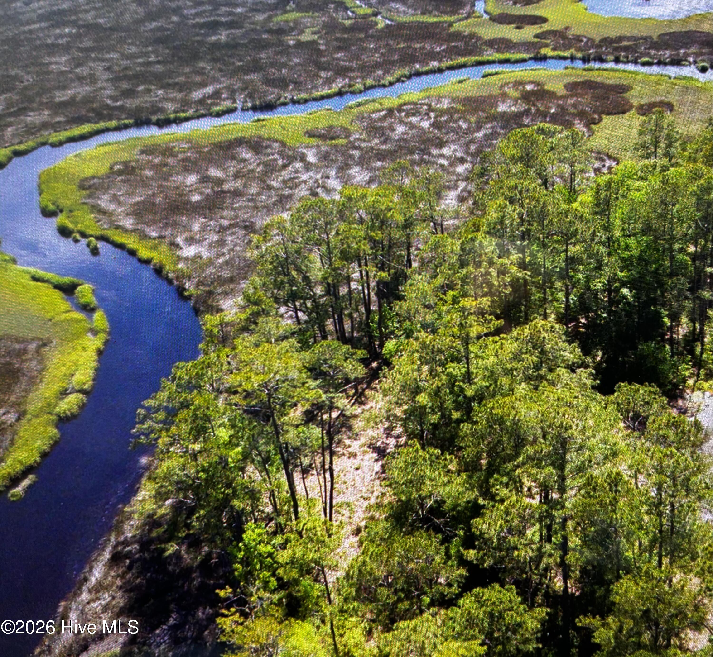 100524627 | Photo 47