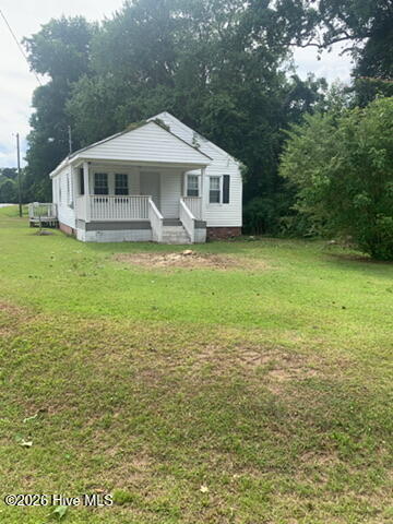 Exterior photo of 22 Warren Chapel Church Road, Chocowinity, NC 27817. MLS: 100593440