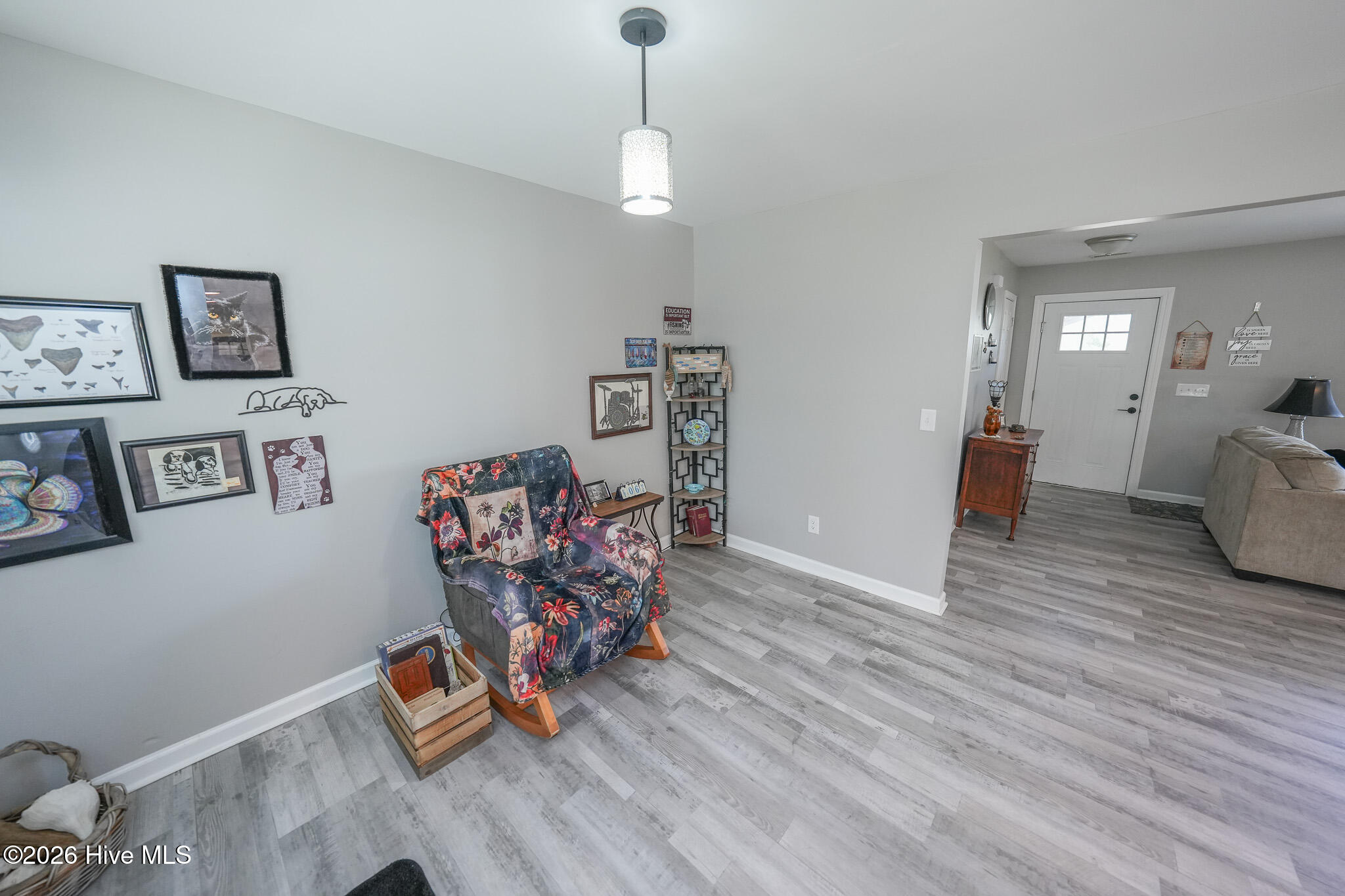 100558705 | Photo 14