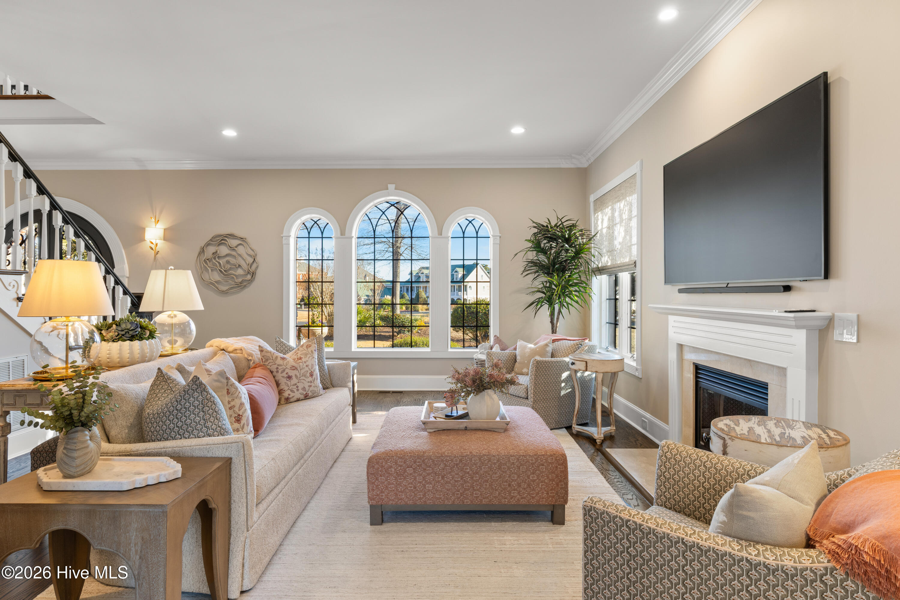 100549832 | Photo 18