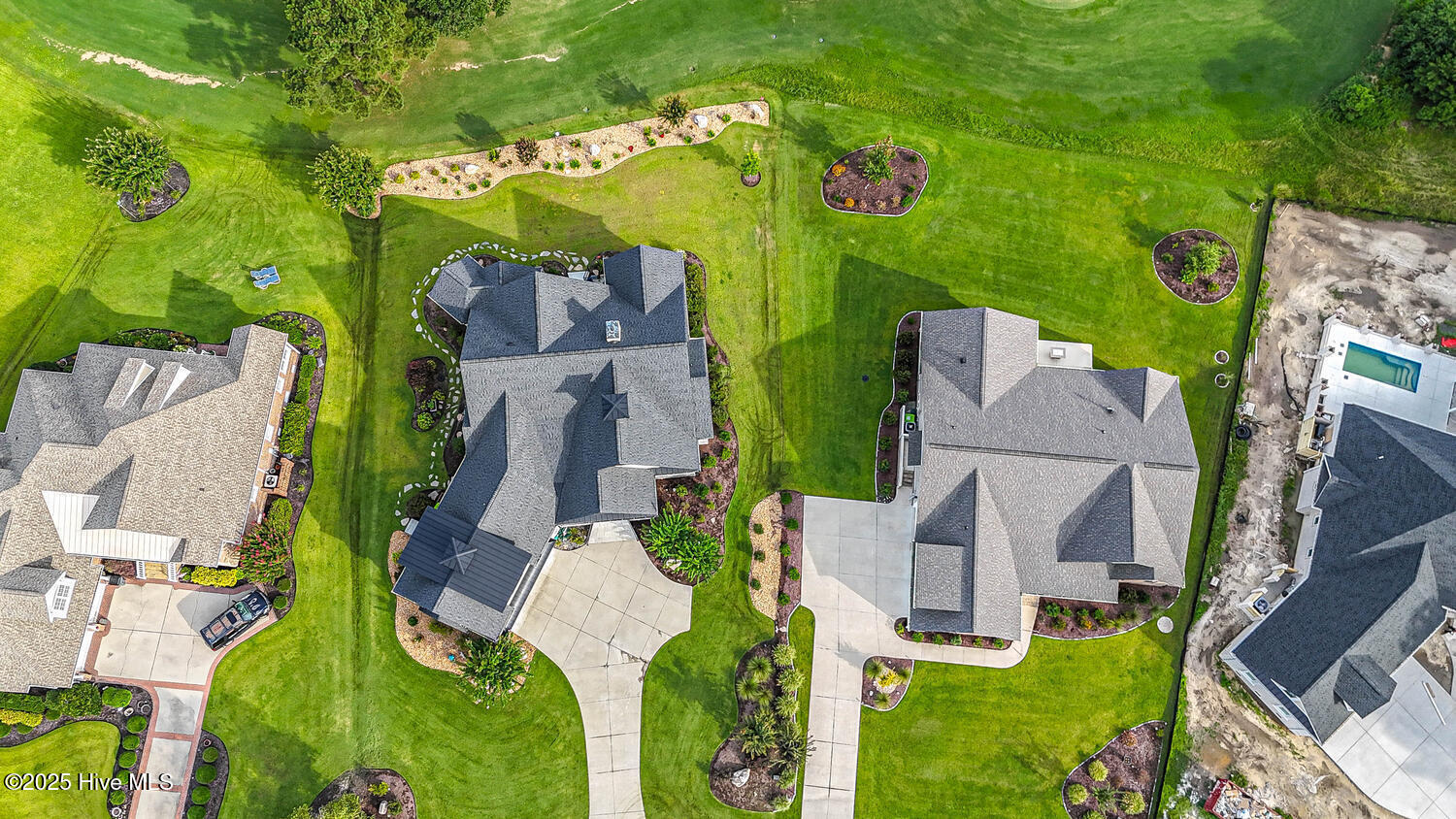 100547698 | Photo 62