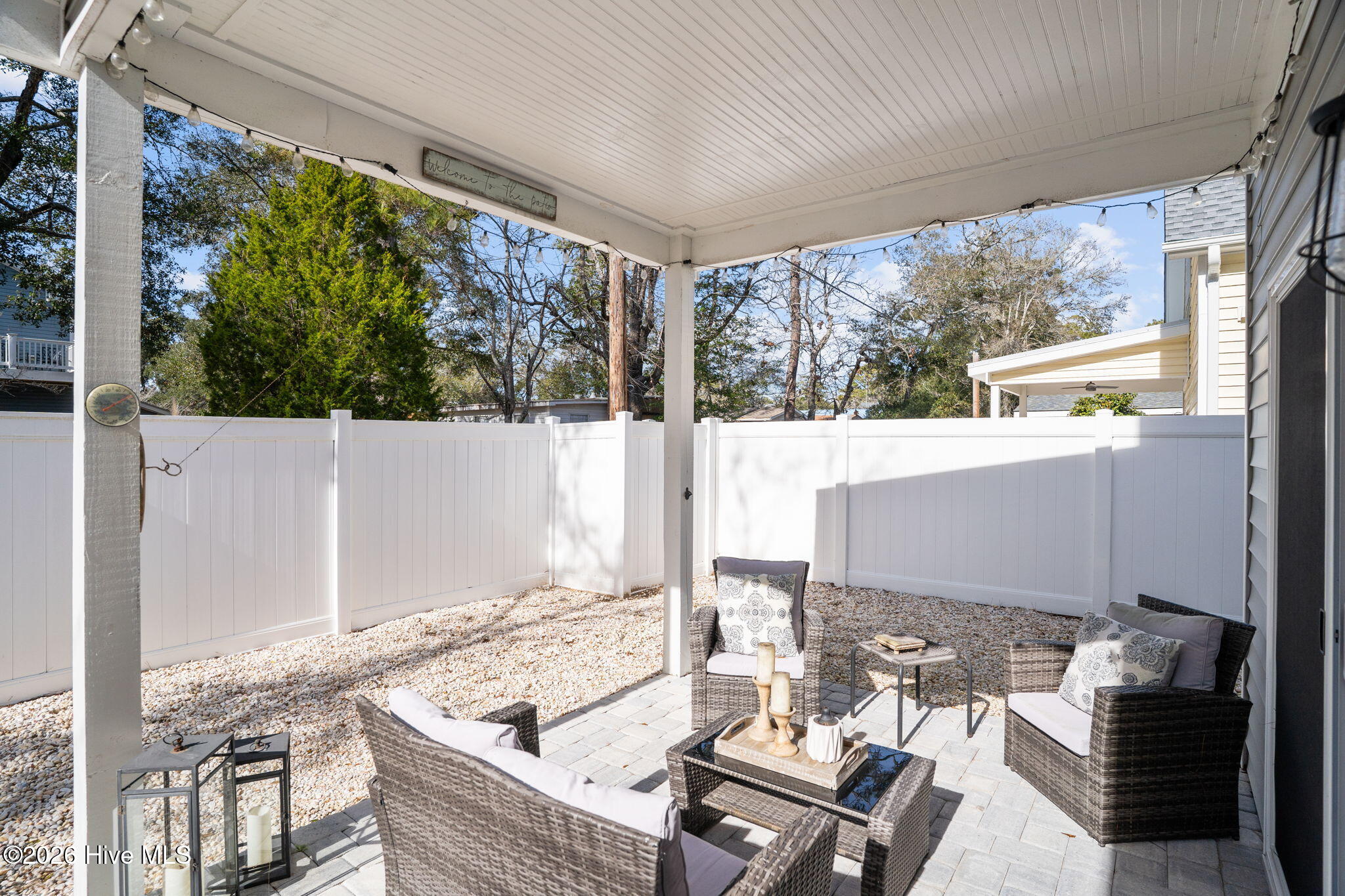 100547454 | Photo 34