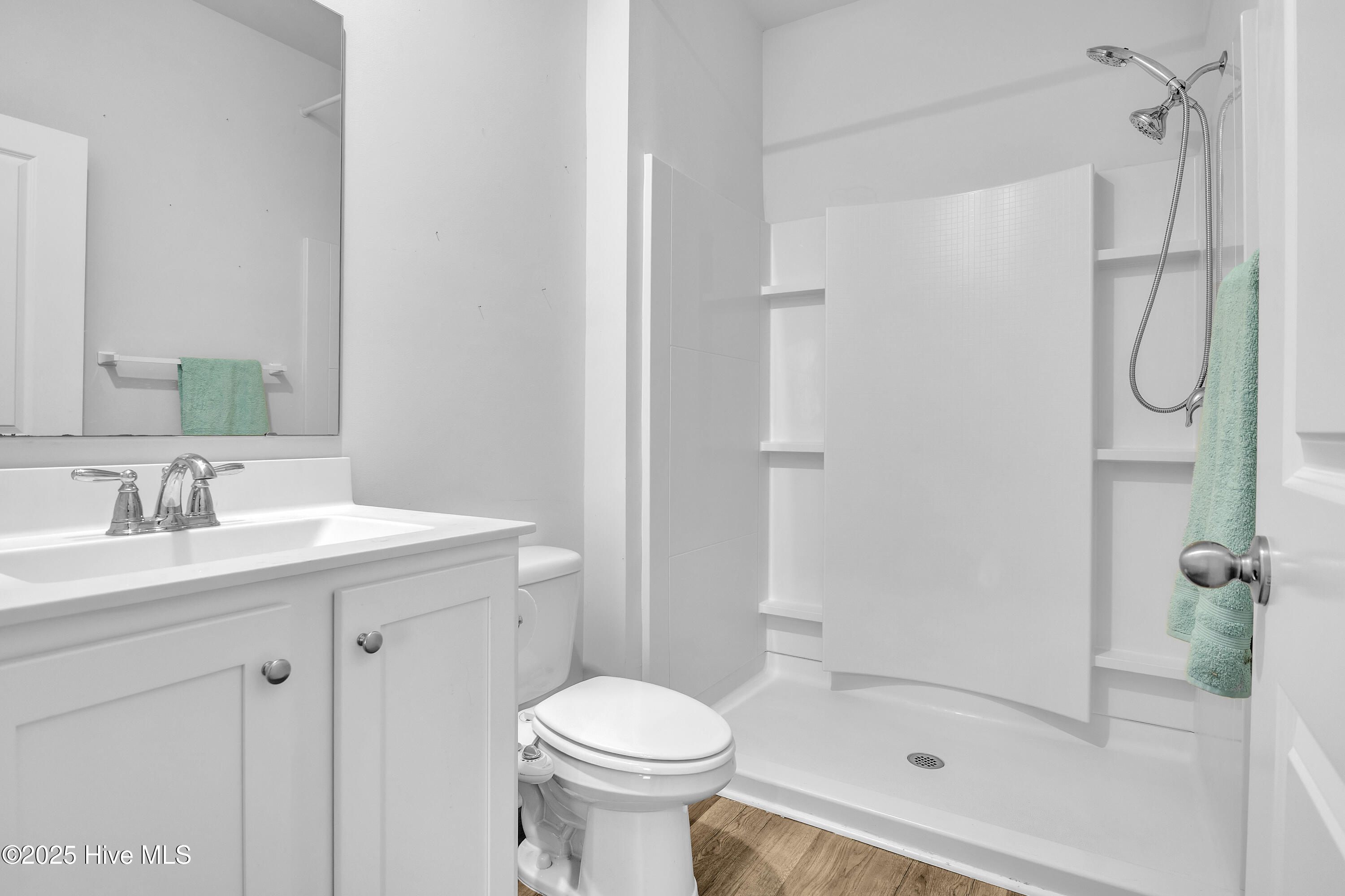 100540789 | Photo 20