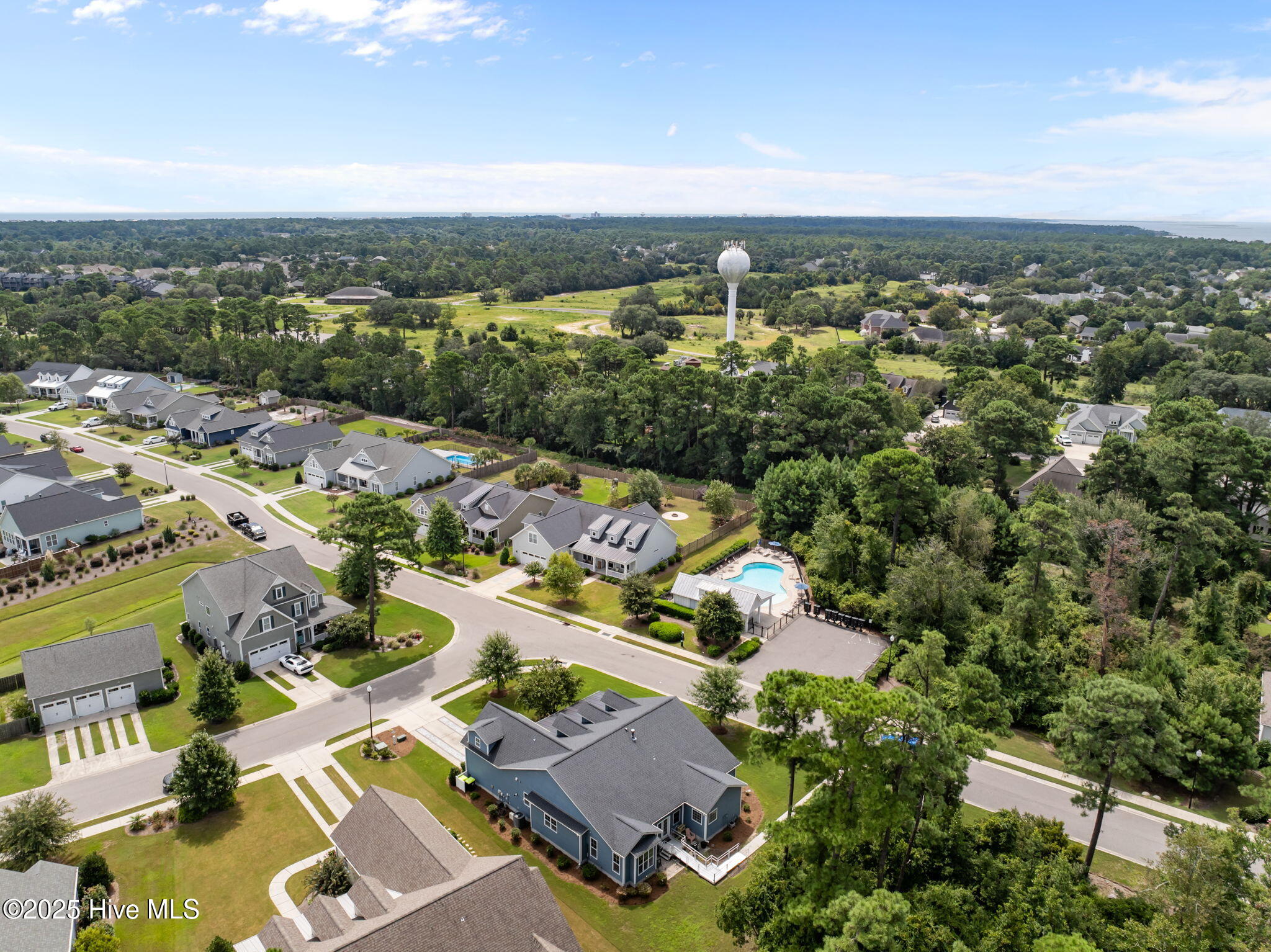 100525866 | Photo 61