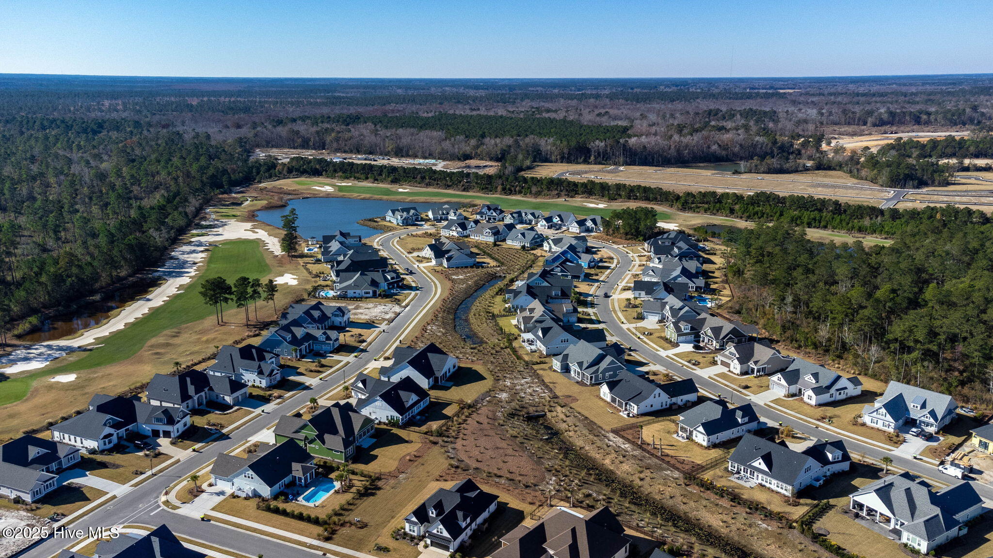 100567325 | Photo 46