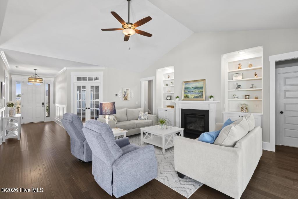 100558898 | Photo 13