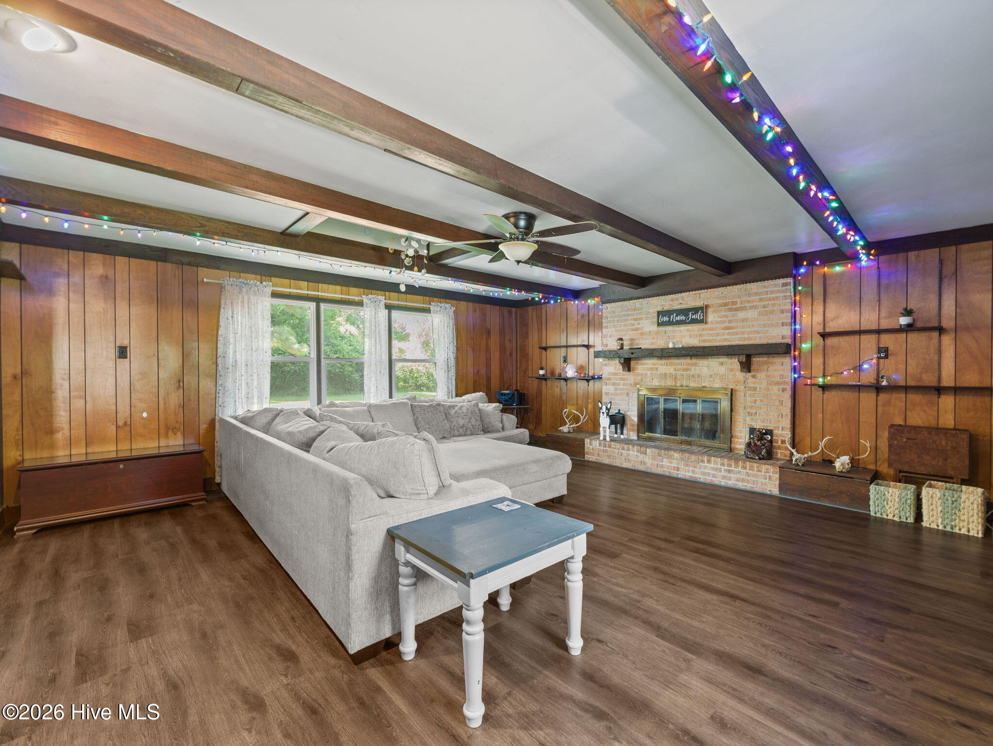 100568066 | Photo 10