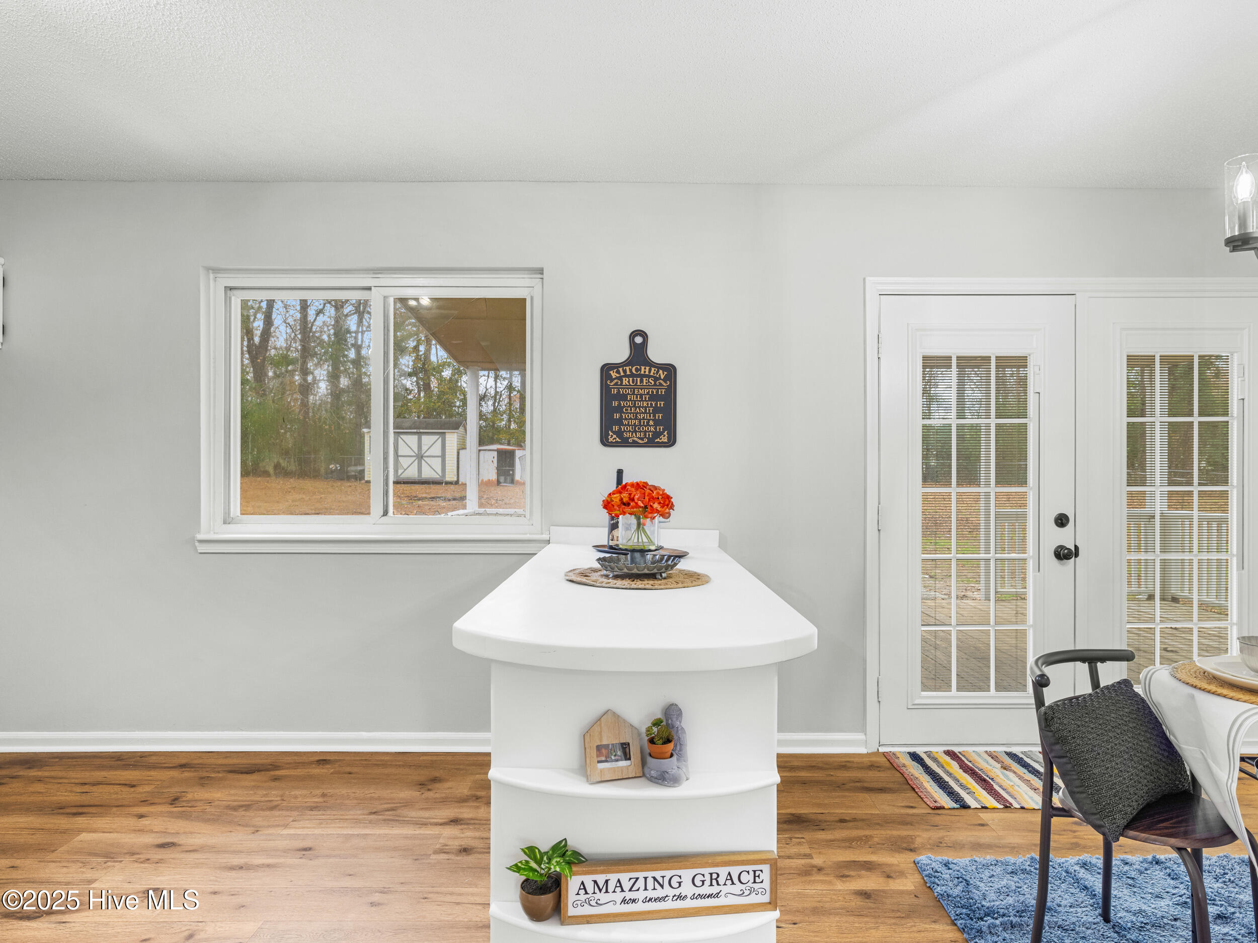 100546009 | Photo 20