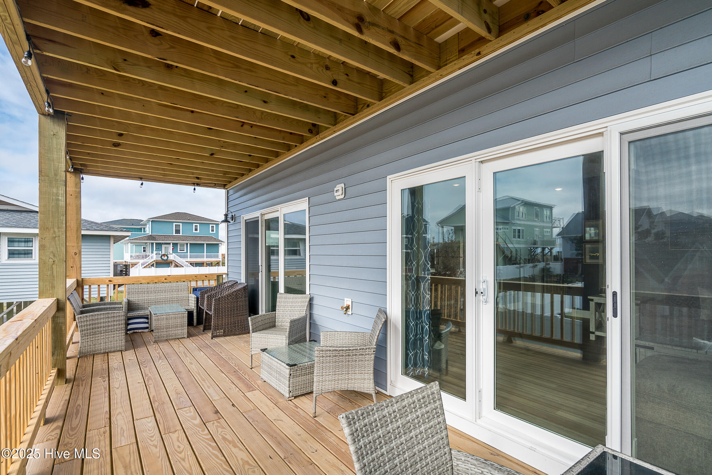 100524208 | Photo 24