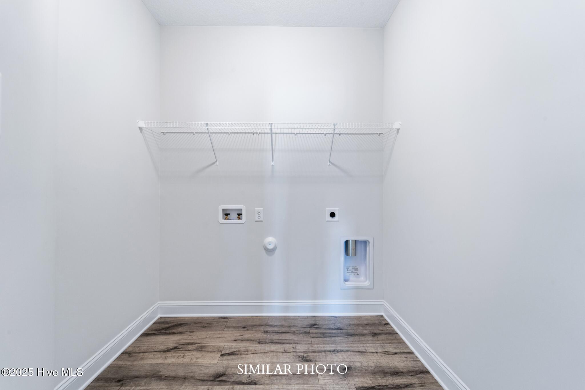 100526991 | Photo 30