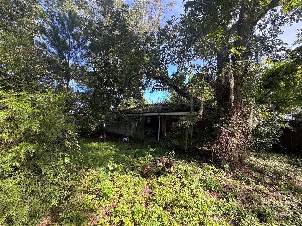 Photo 3 of Single family home for sale at 110 Oglesby Ave, Savannah, GA 31408 | MLS# SA366217 | Listing updated on 2026-10-10