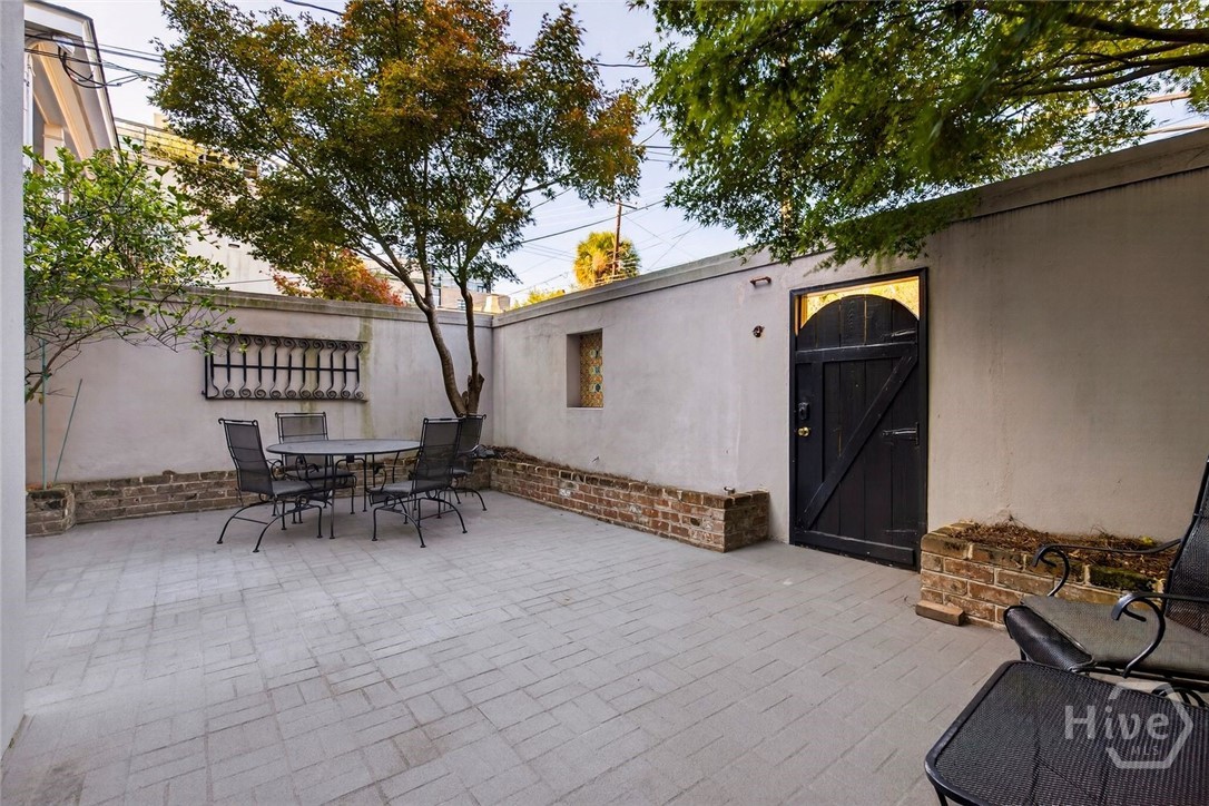 208 E Liberty Street, Savannah, GA, 31401