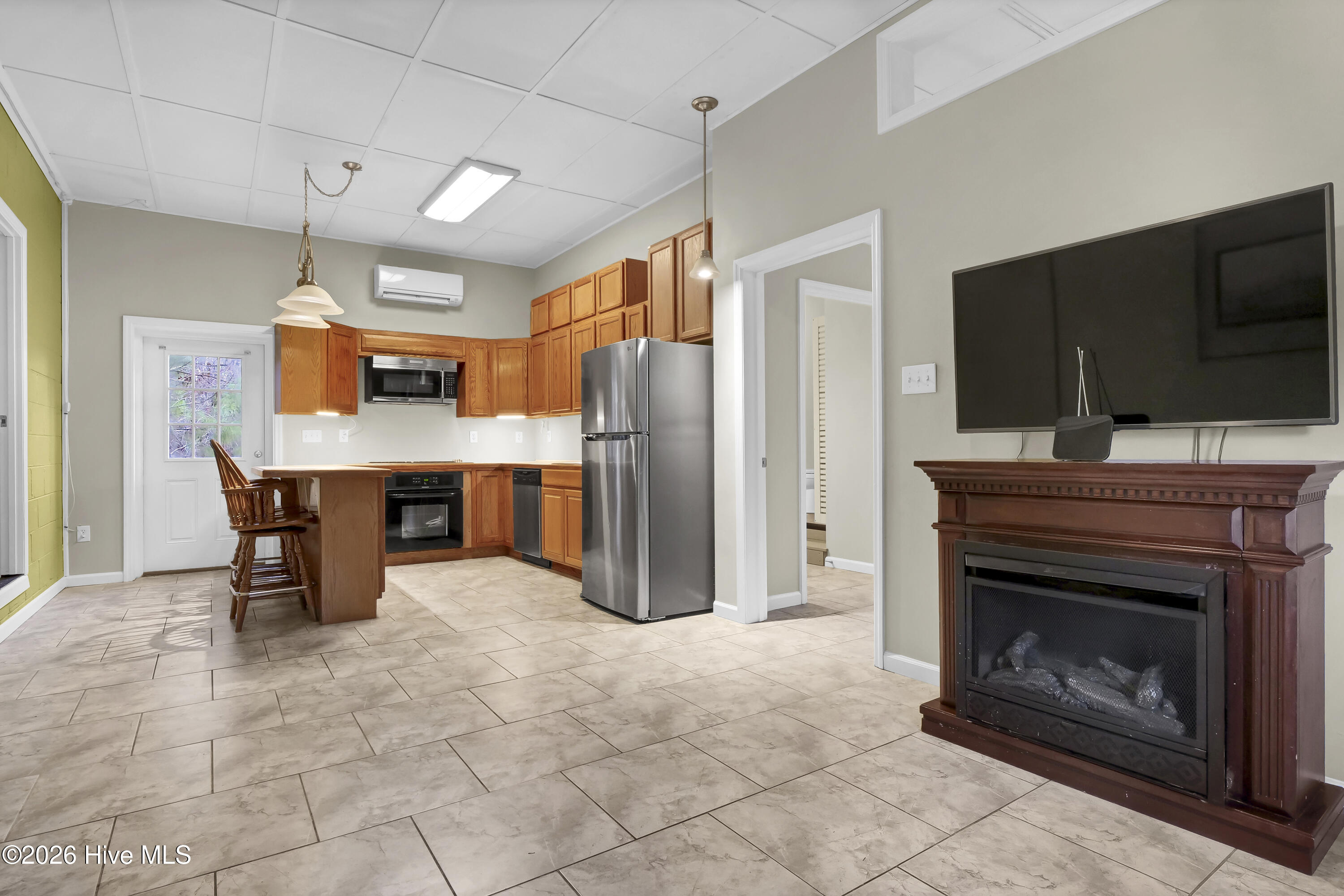 100554422 | Photo 21