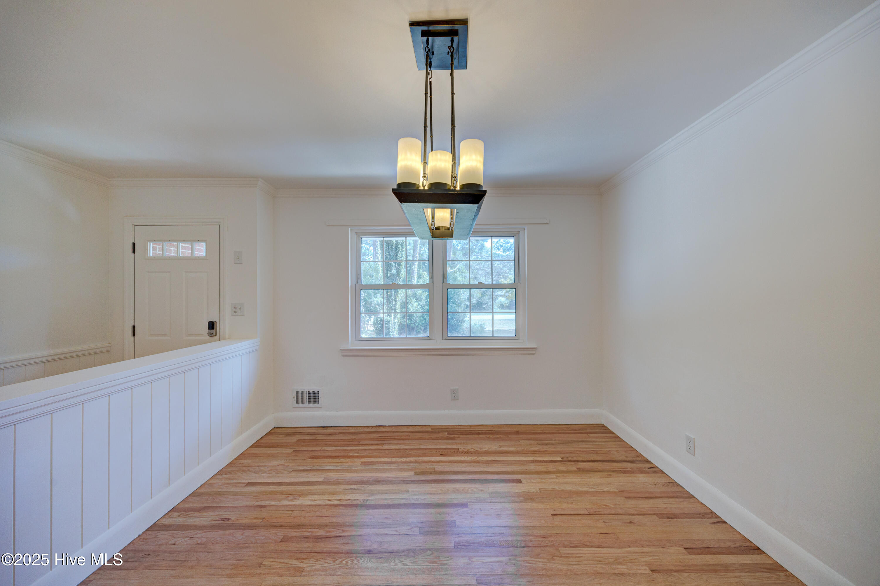 100531788 | Photo 27