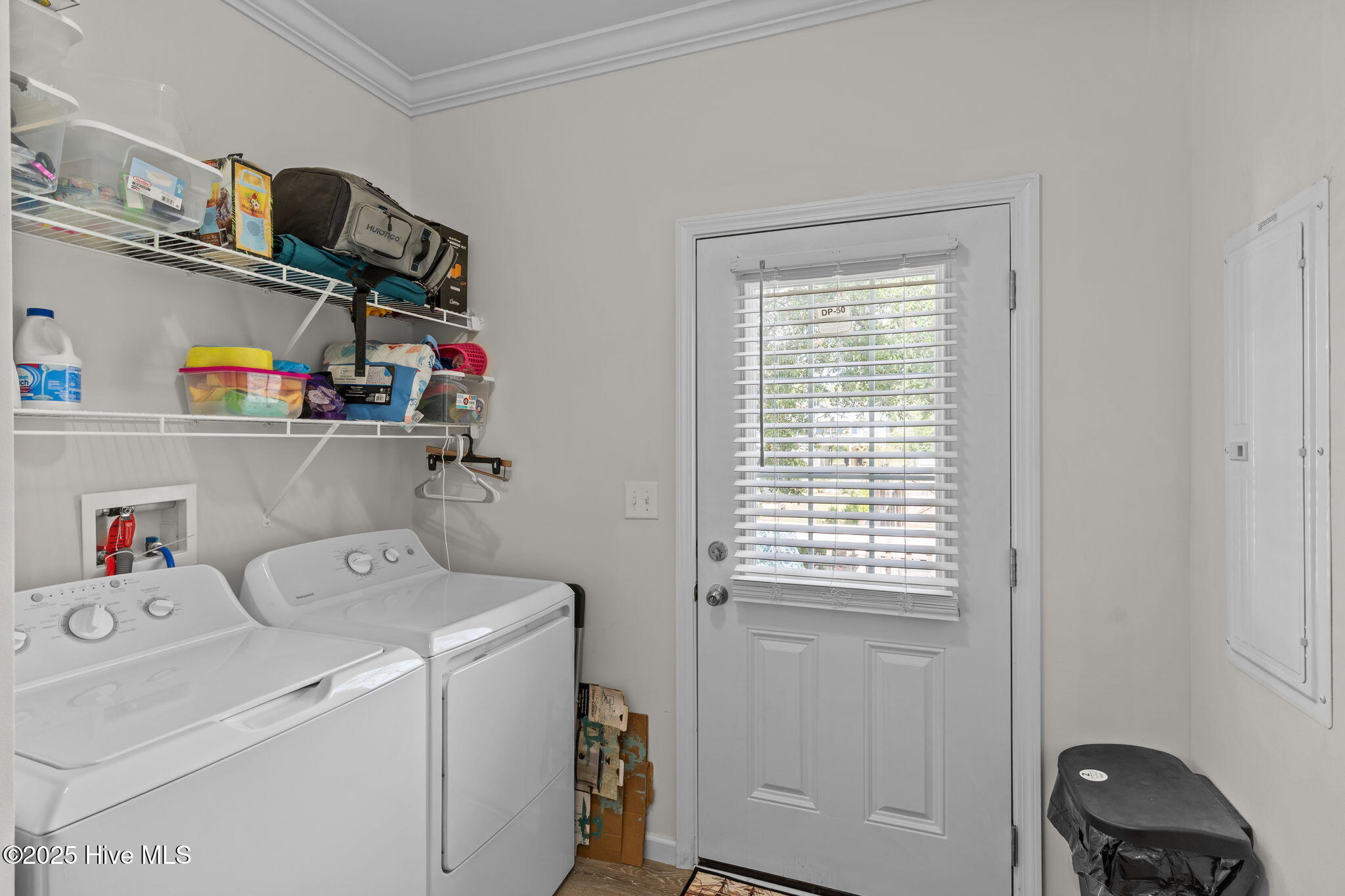 100535377 | Photo 22