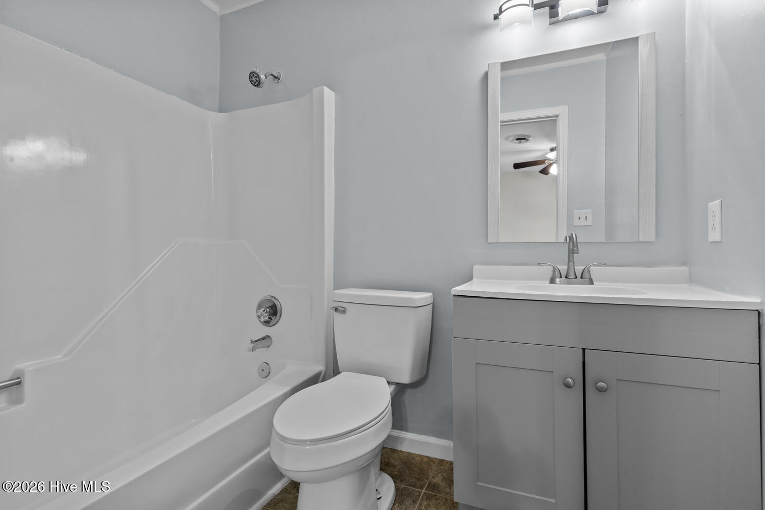 100551679 | Photo 13