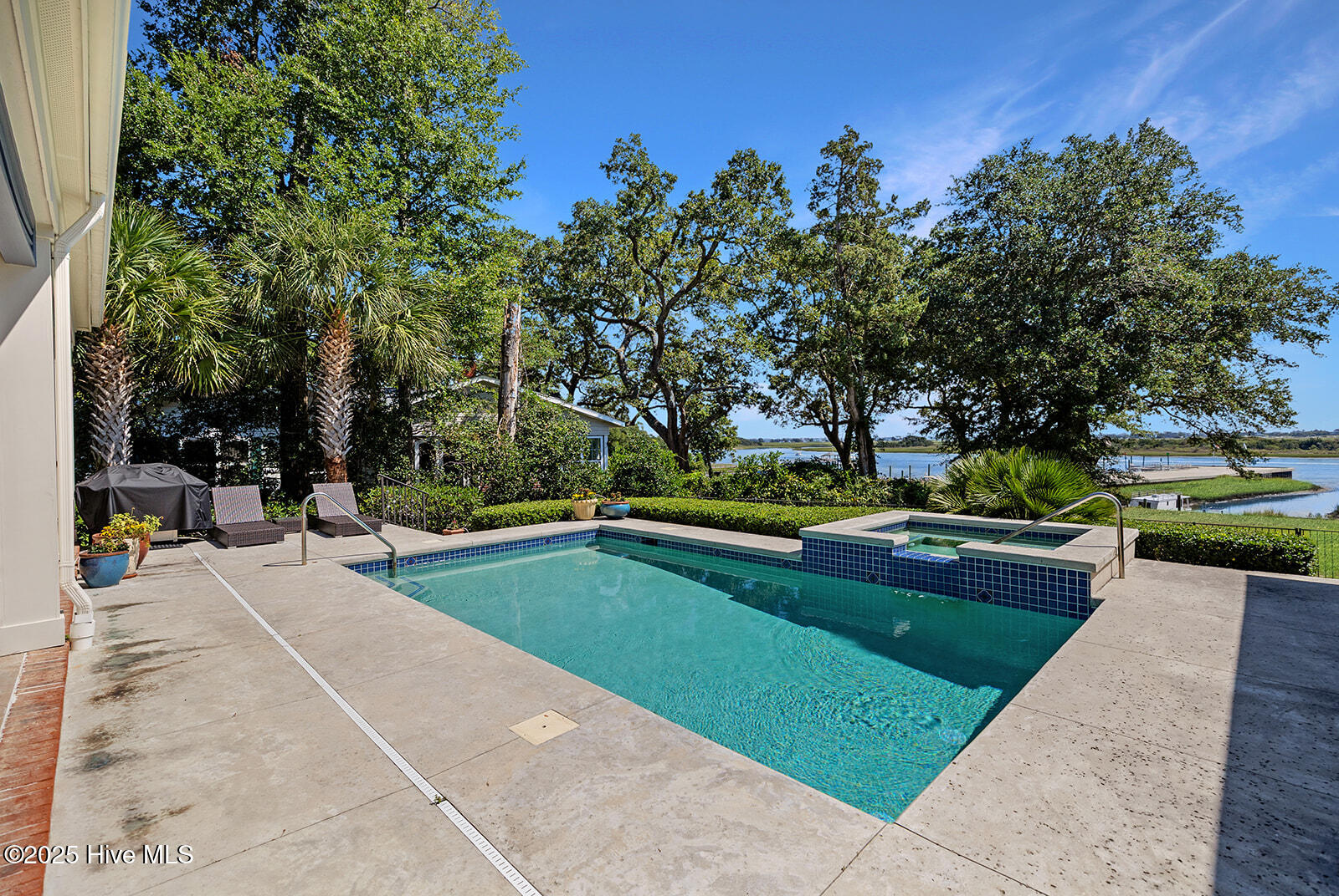 100533871 | Photo 20