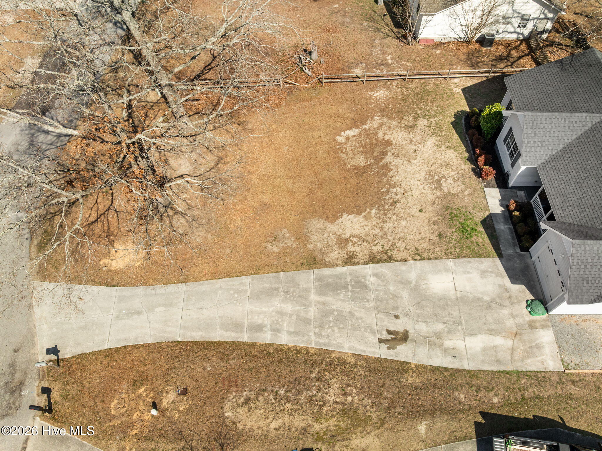 100558833 | Photo 50