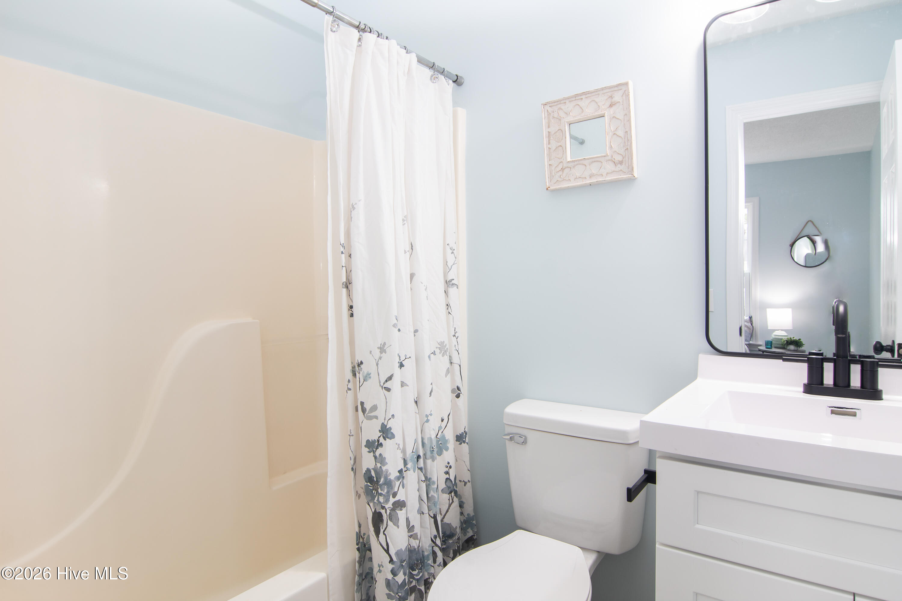 100557960 | Photo 18