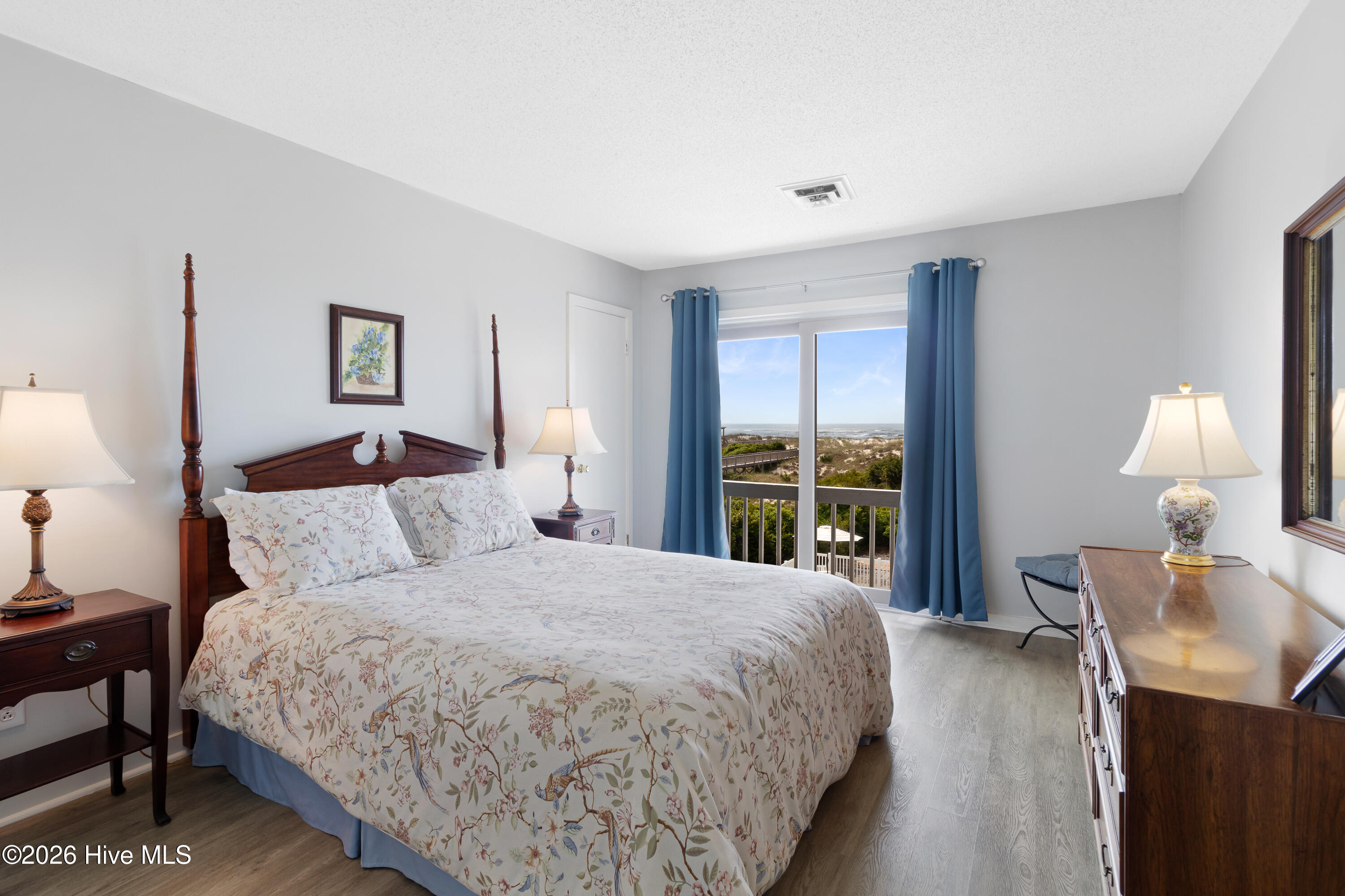 11017 Inlet Drive,Emerald Isle