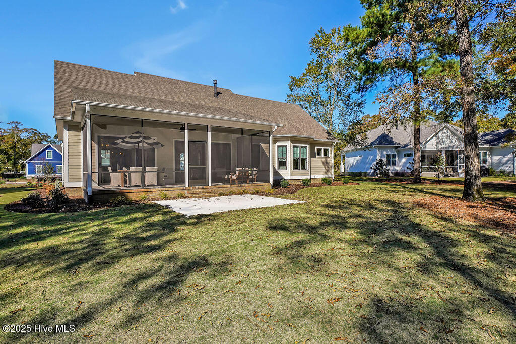 100512087 | Photo 48