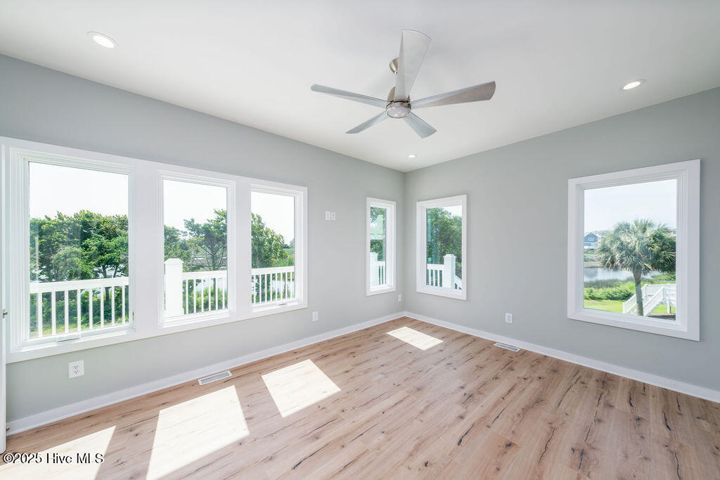 100514508 | Photo 71