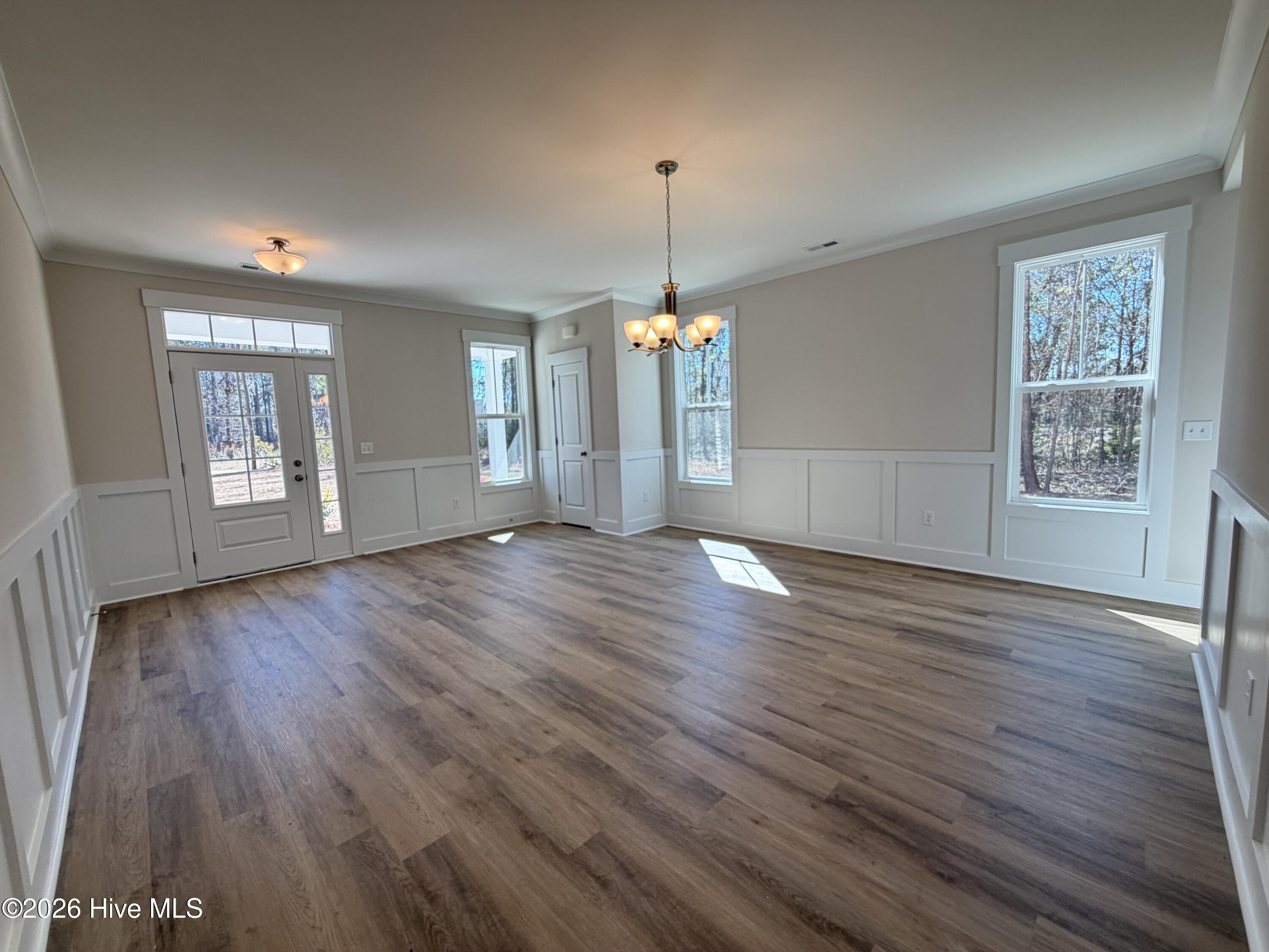 100542700 | Photo 19