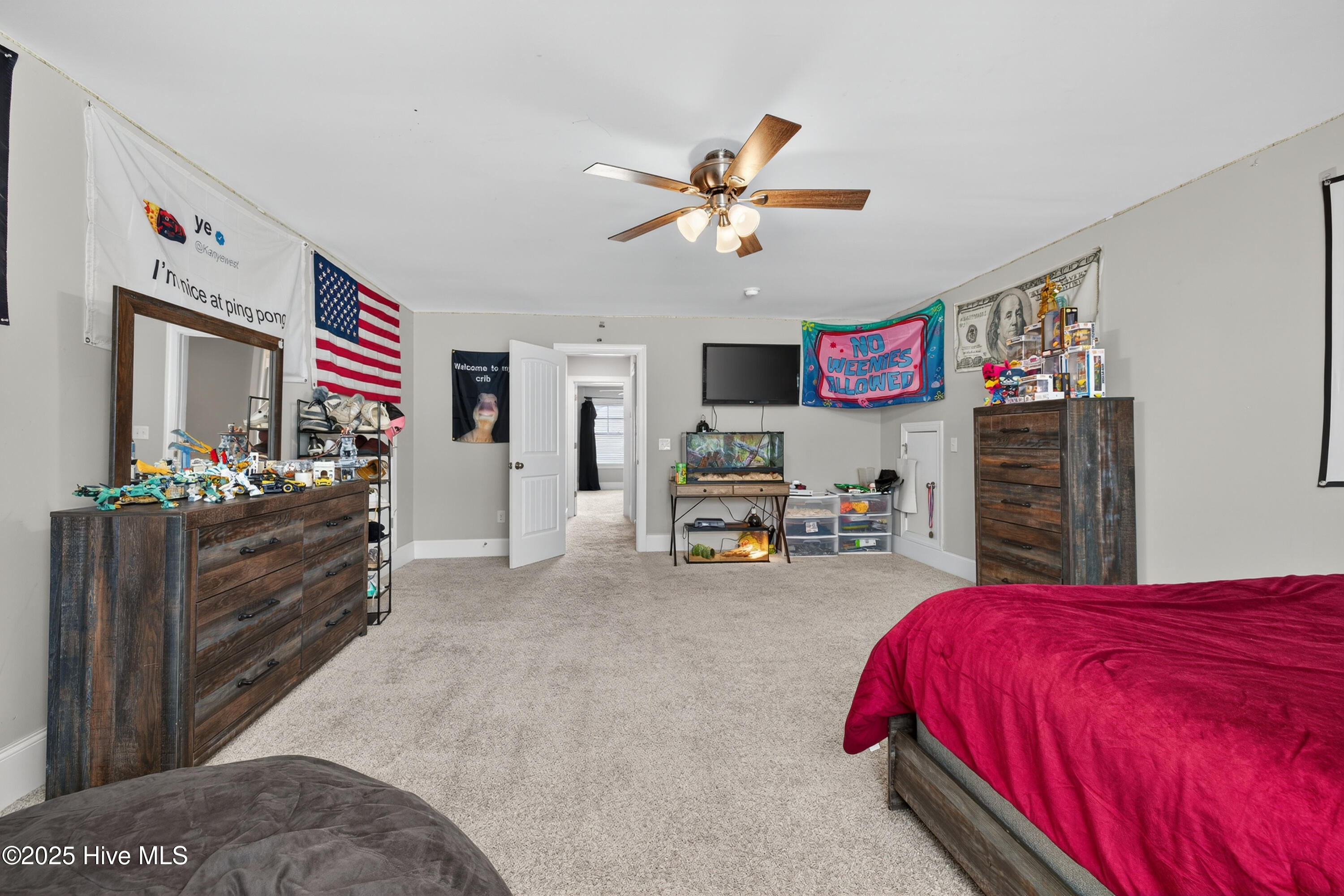 100562726 | Photo 29