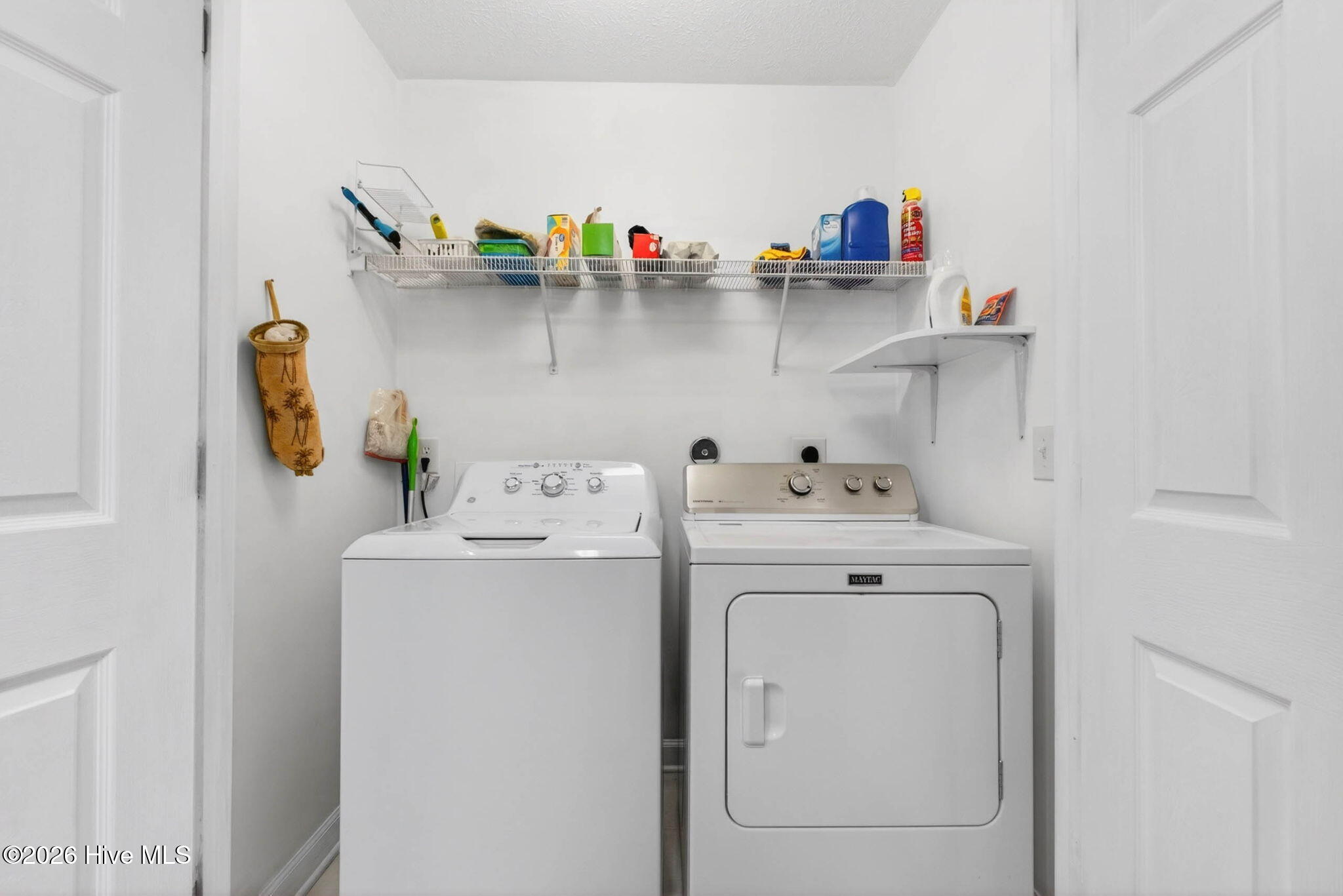 100568924 | Photo 22