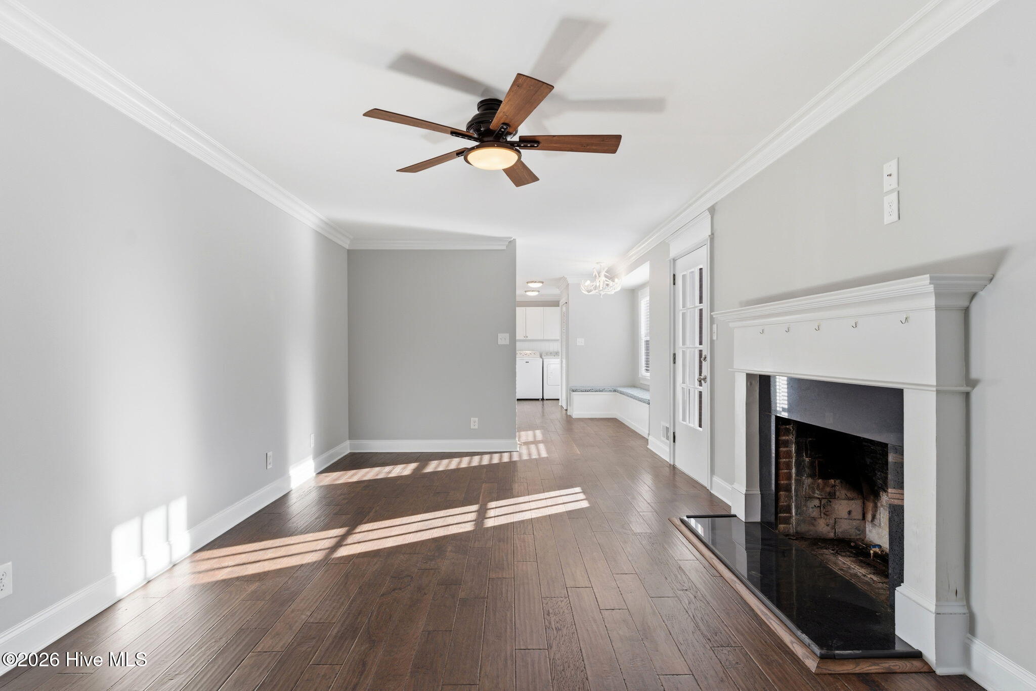 100569519 | Photo 20