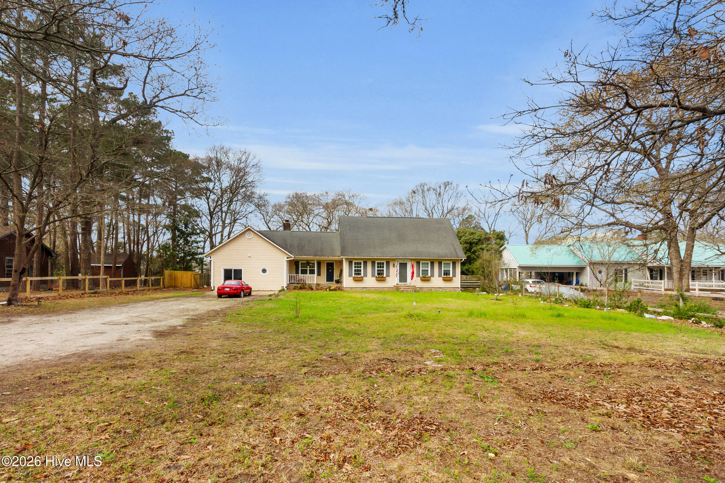 100560236 | Photo 34