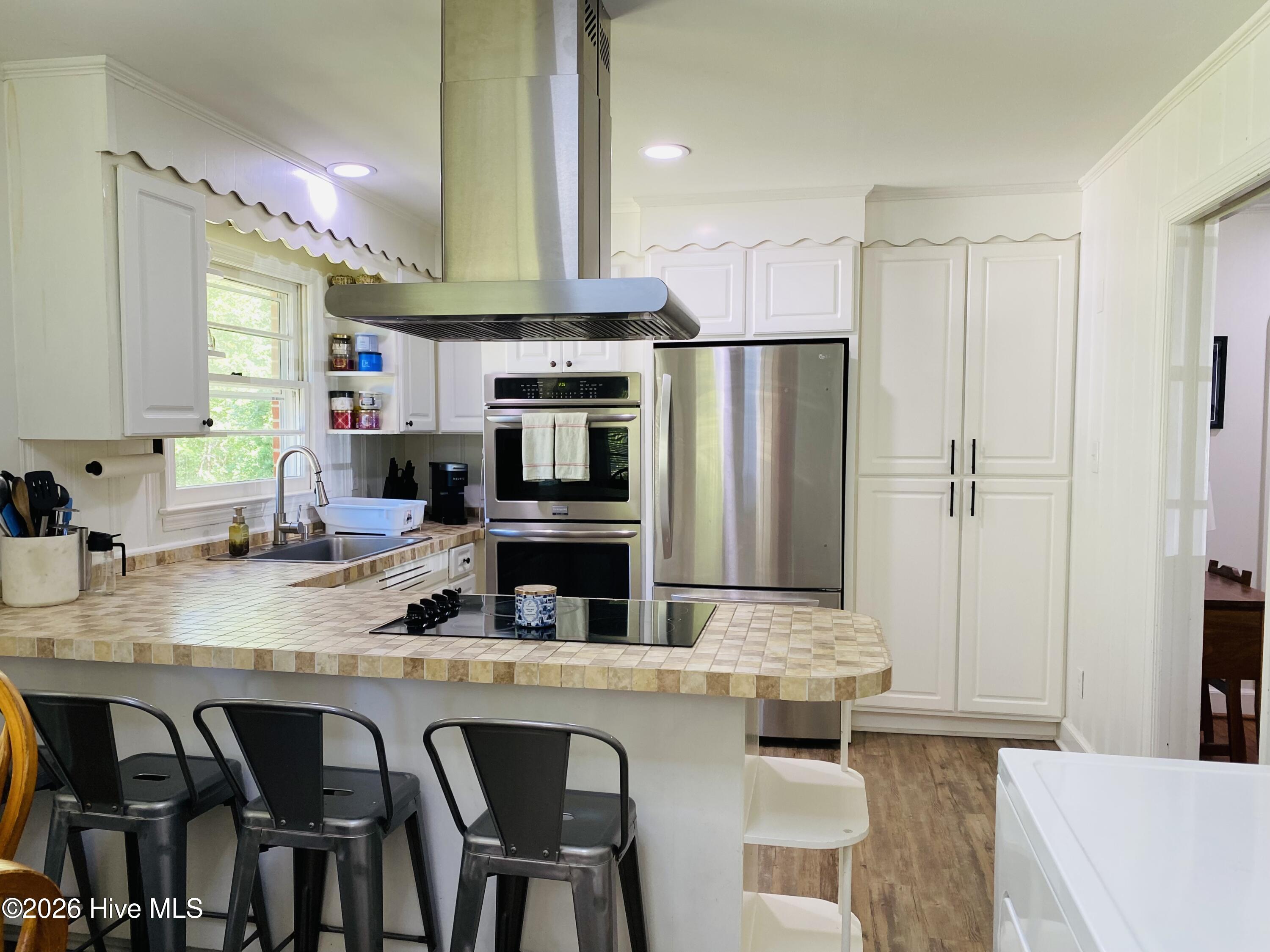 100569666 | Photo 29