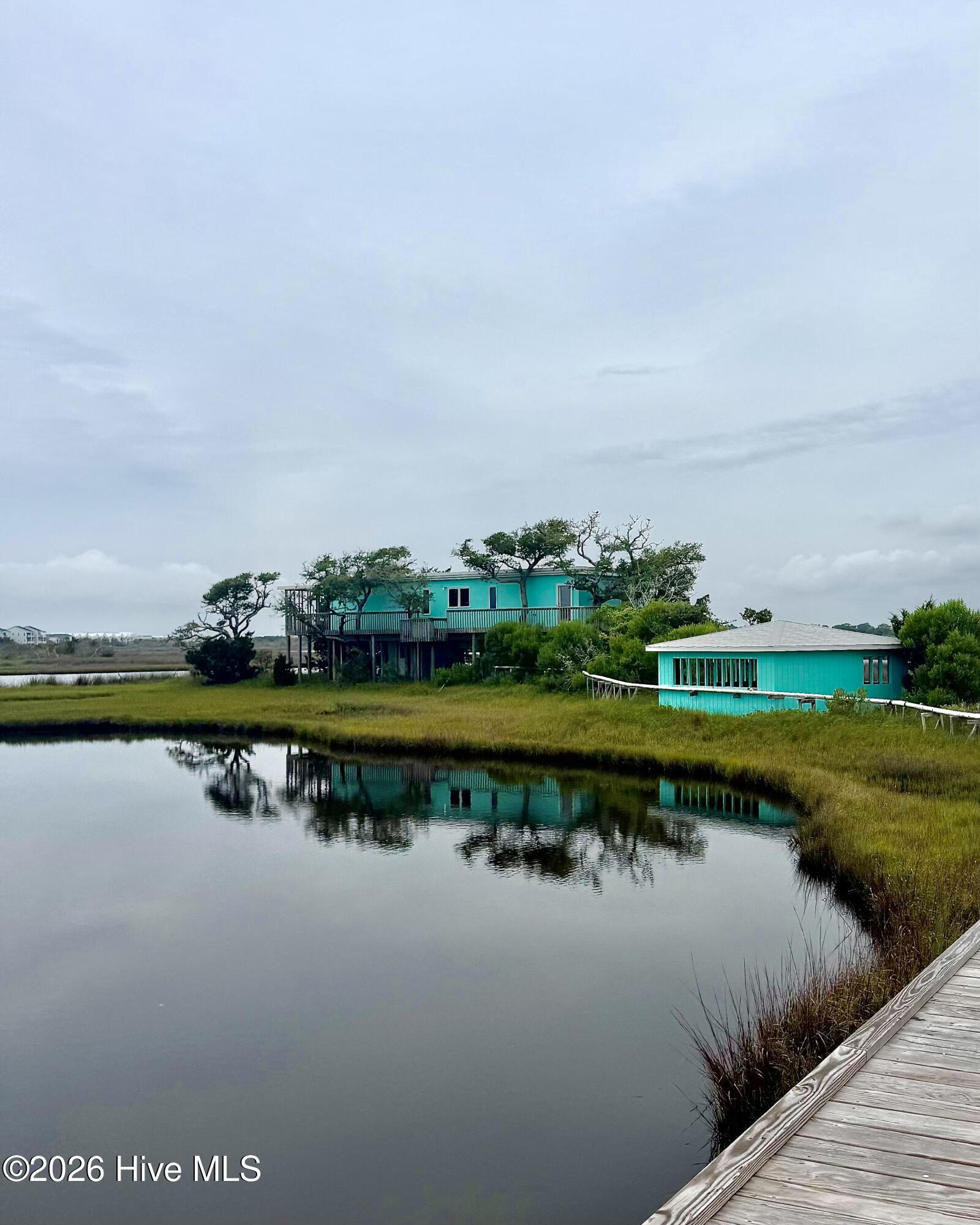Exterior photo of 957 Broadway Street, Surf City, NC 28445. MLS: 100590806