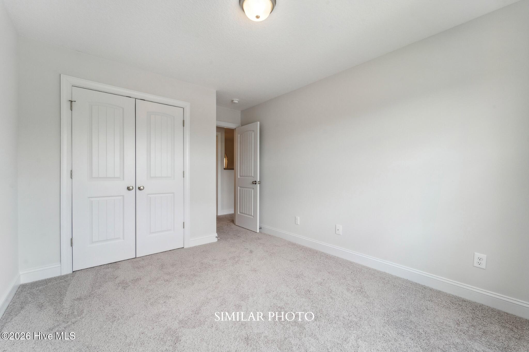 100561263 | Photo 24