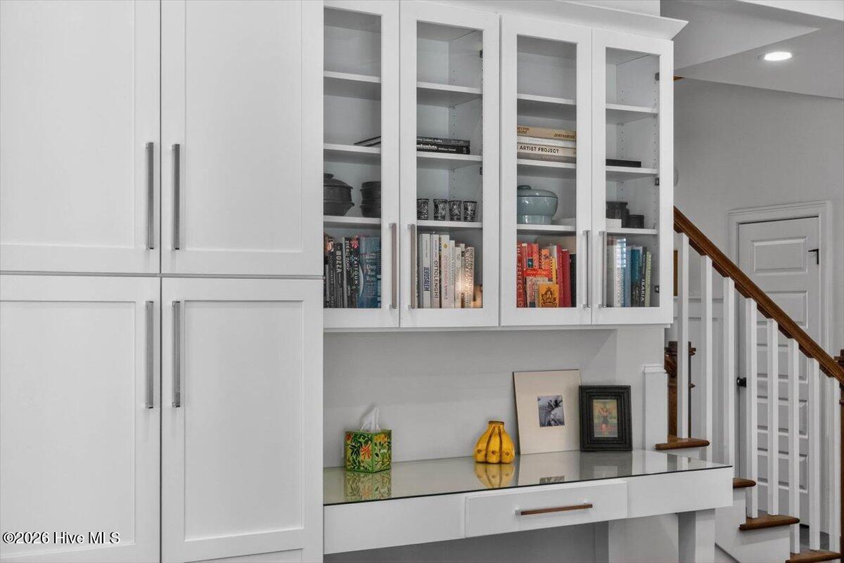 100548349 | Photo 27