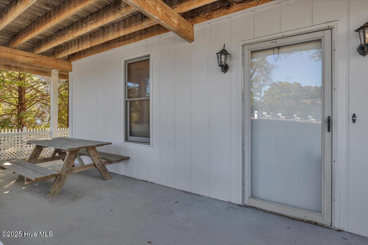 100539108 | Photo 46