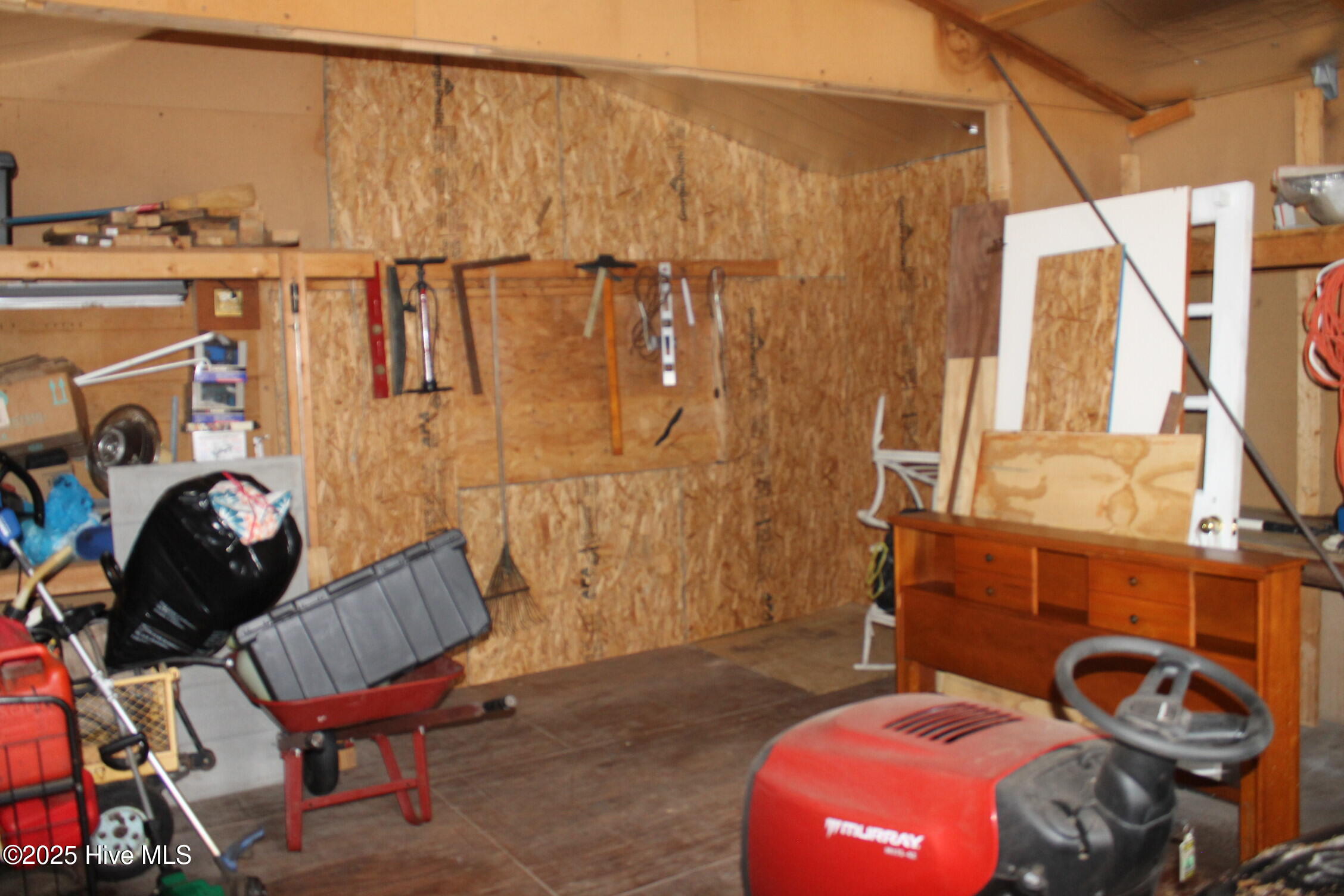 100544529 | Photo 27