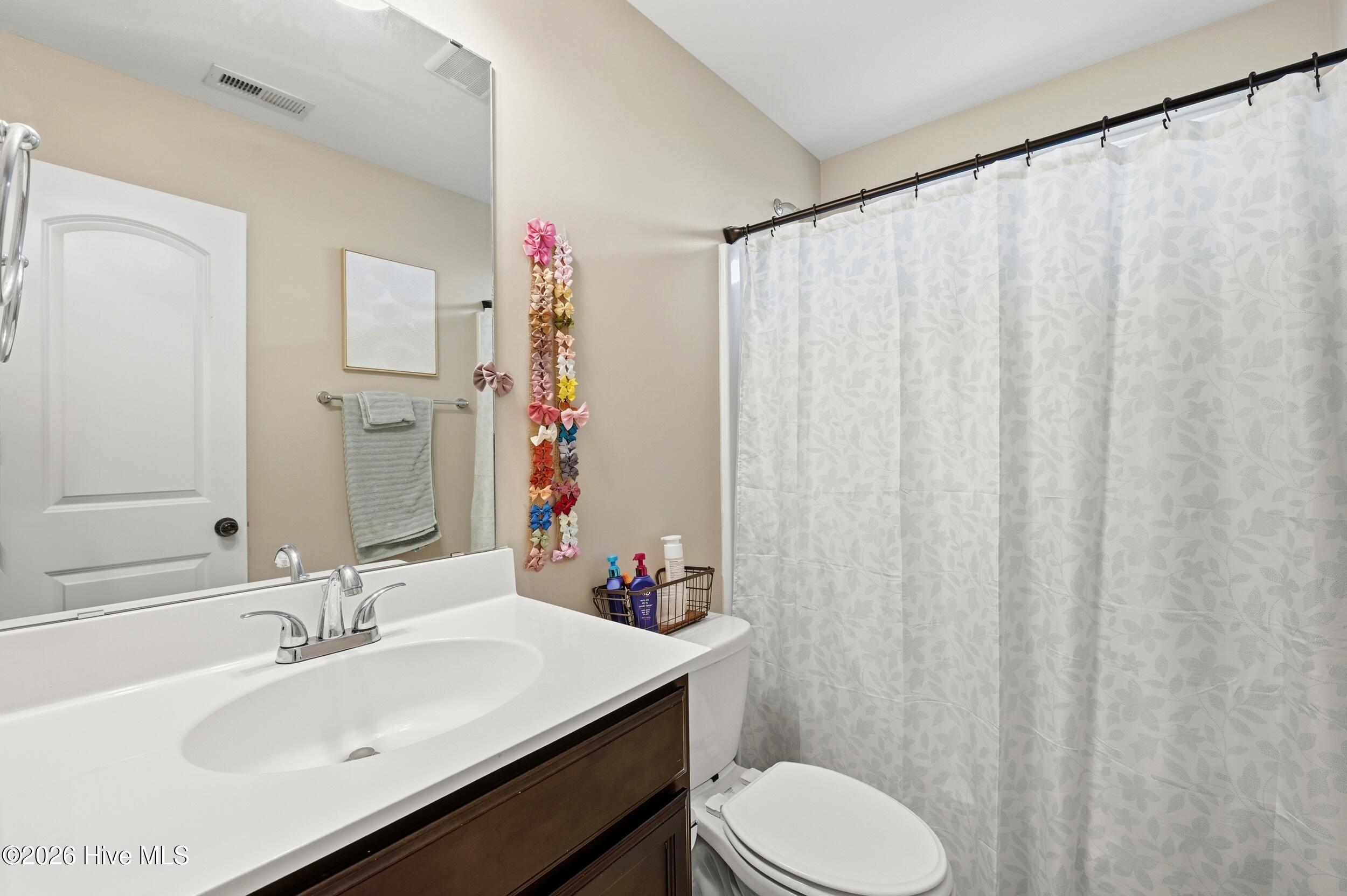 100553375 | Photo 19