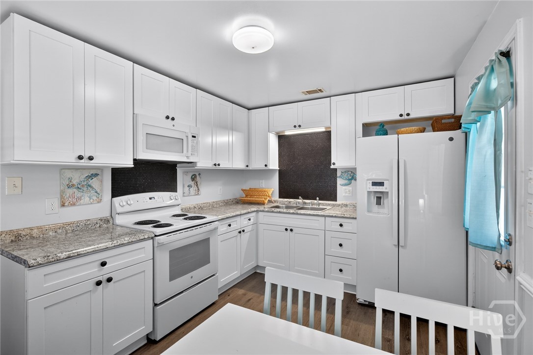 222 East Point Drive, Savannah, GA, 31410