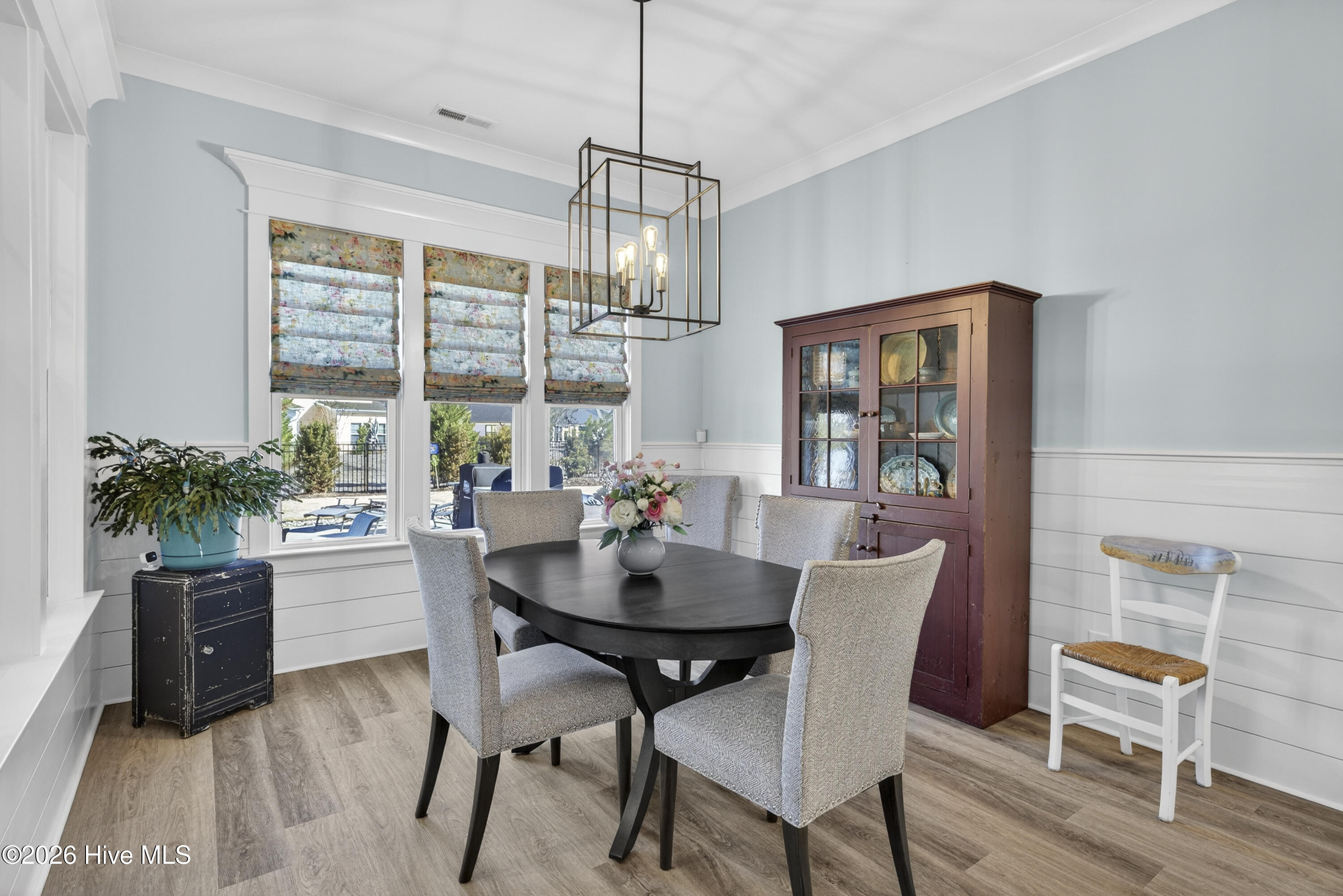 100556543 | Photo 11