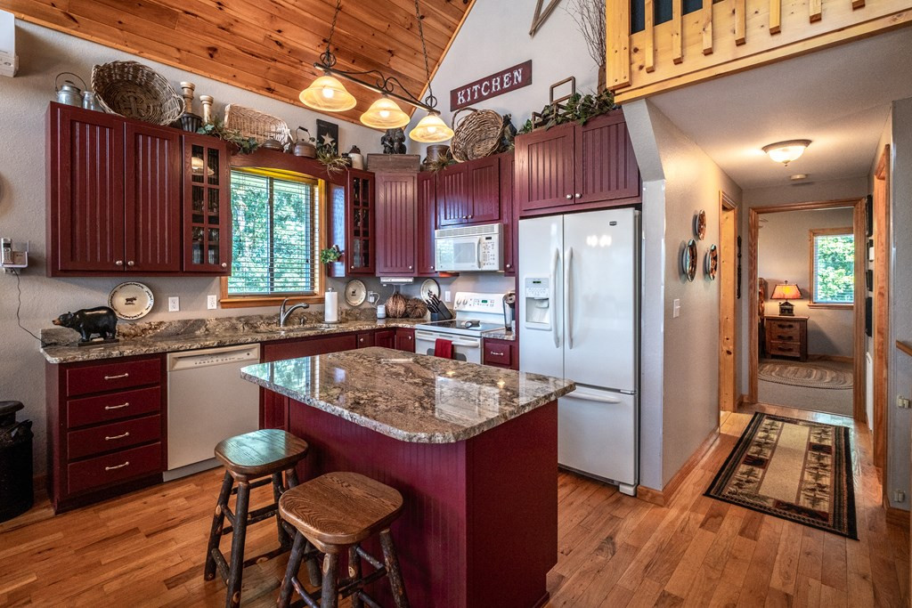 78 Hawk Nest Place, Murphy, NC 28906 Listing Photo  16