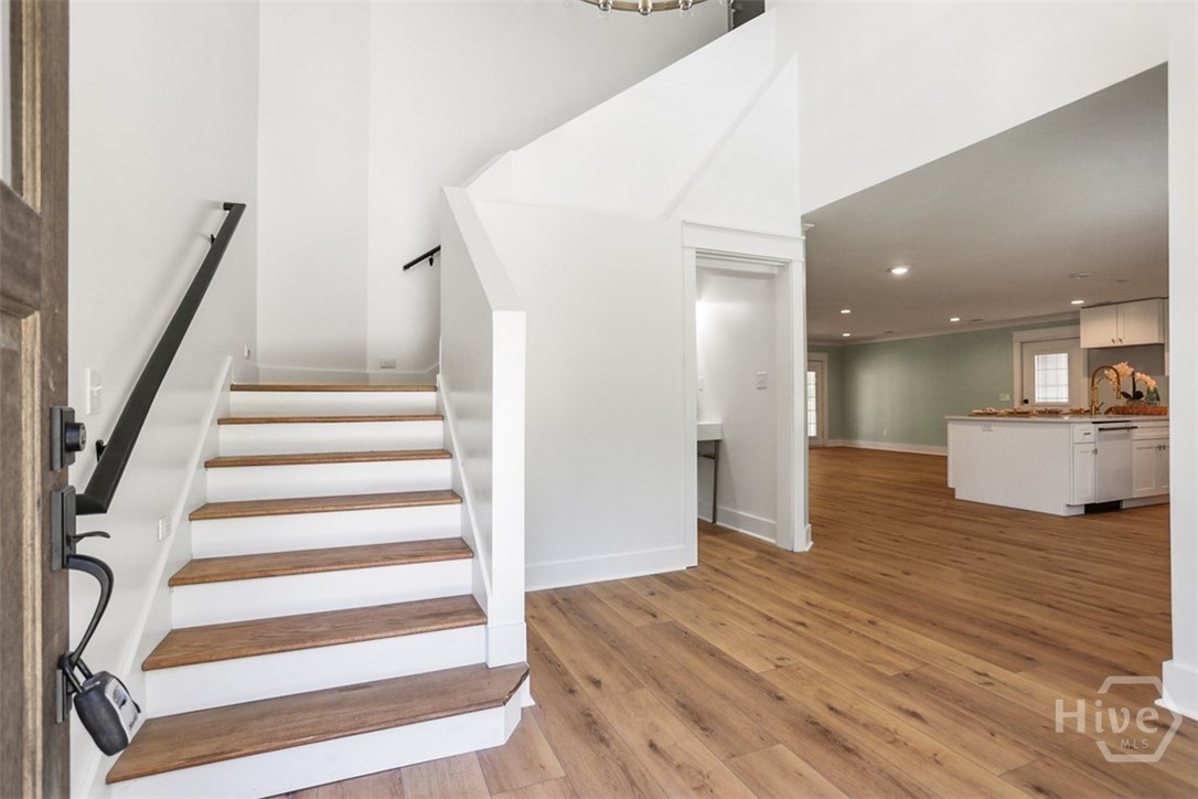 27 Pine Drive