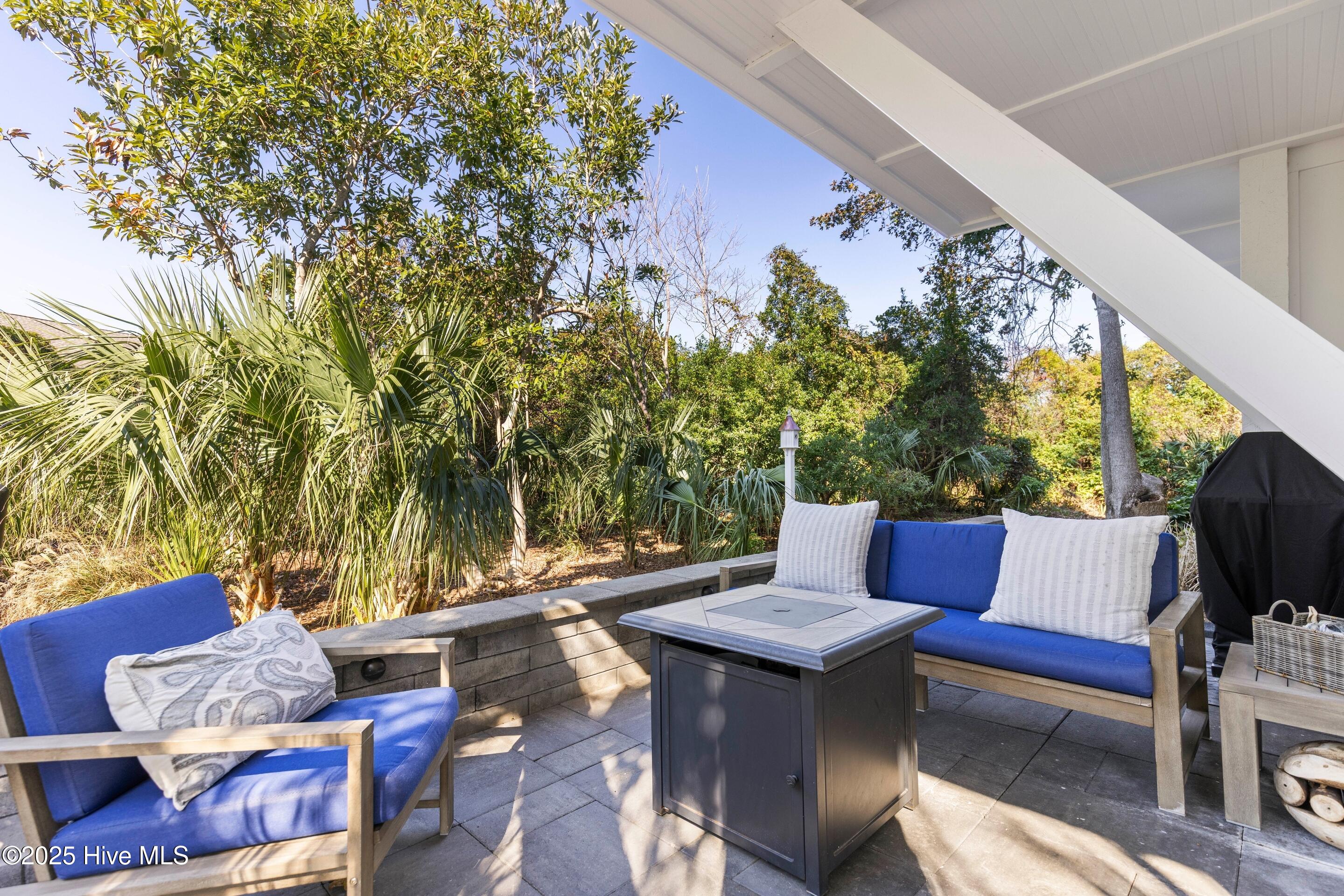 100540413 | Photo 55